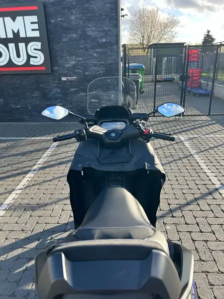Yamaha XMAX 125 - foto 5