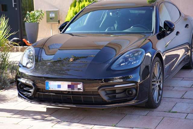 Imagine Porsche Panamera Panamera 4S E-Hybrid Executive