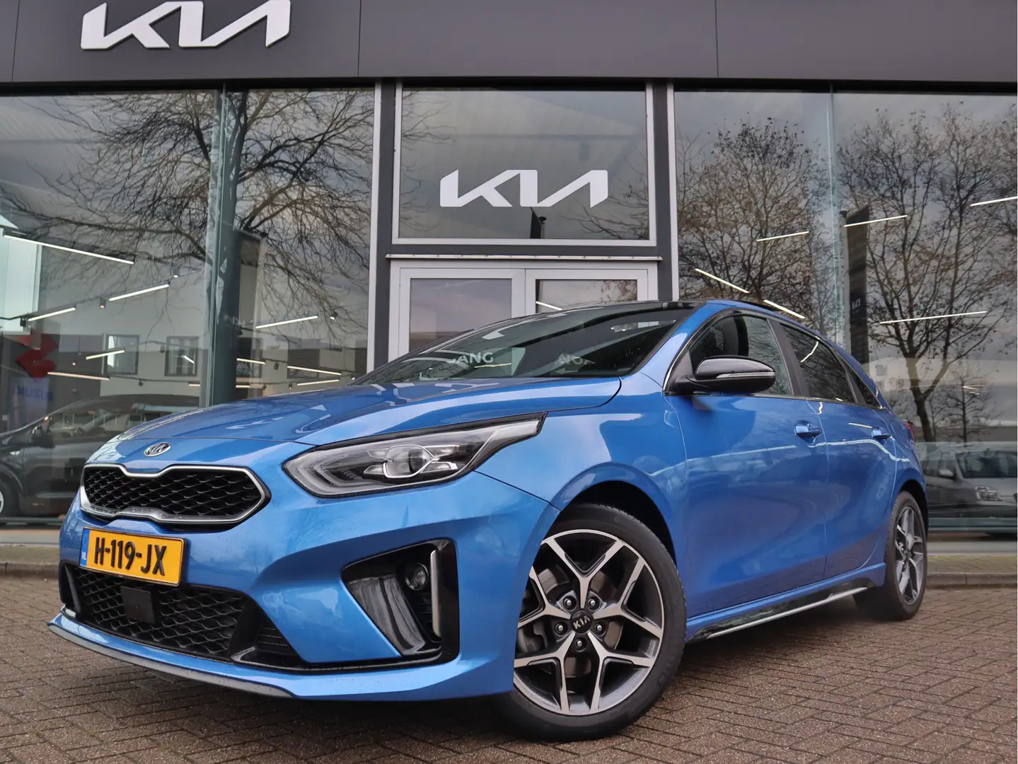 Kia Ceed / cee'd 1.0 T-GDi GT-Line | Navigatie | Camera | Stoelverw Blauw - 1