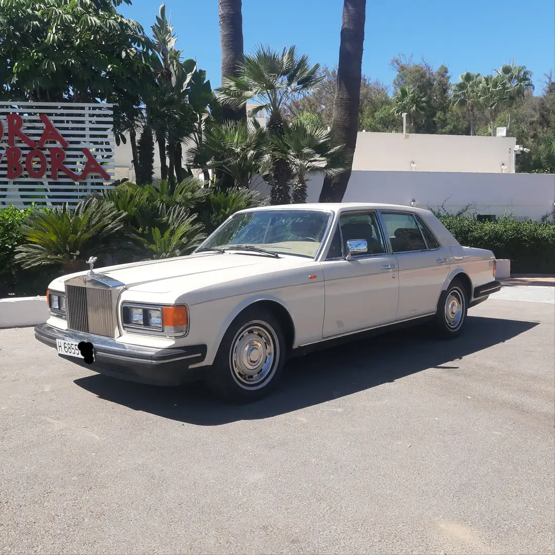 Rolls-Royce Silver Spirit Beige - 2
