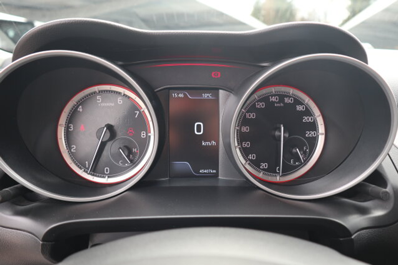 Suzuki Swift Swift COMFORT / 1.Hand / scheckheftgepflegt ! LED — photo 14