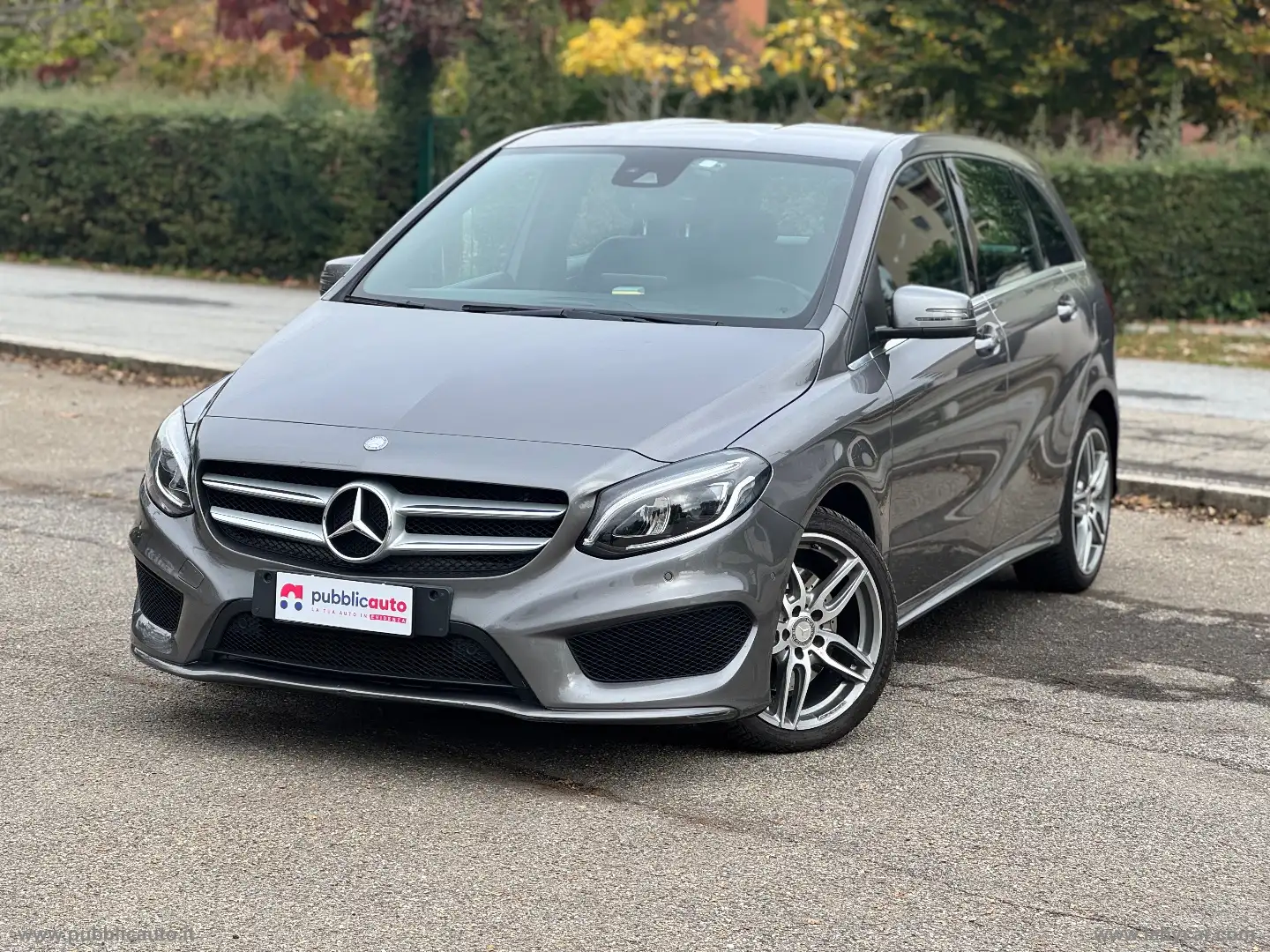 Mercedes-Benz B 200 B 220 CDI Automatic Premium Grigio - 1