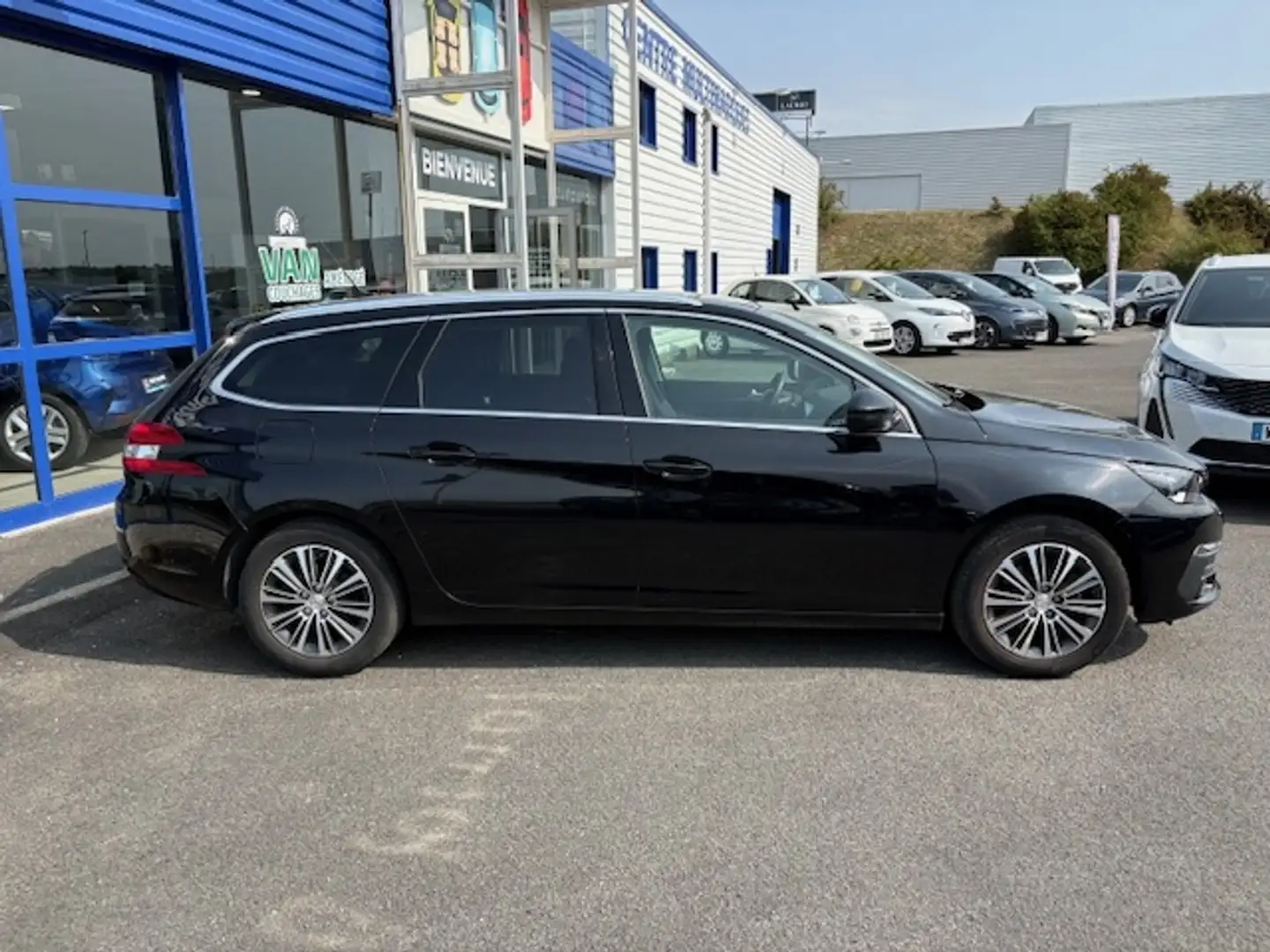 Peugeot 308 1.2 PURETECH 130CH S\u0026S ALLURE BUSINESS Zwart - 2