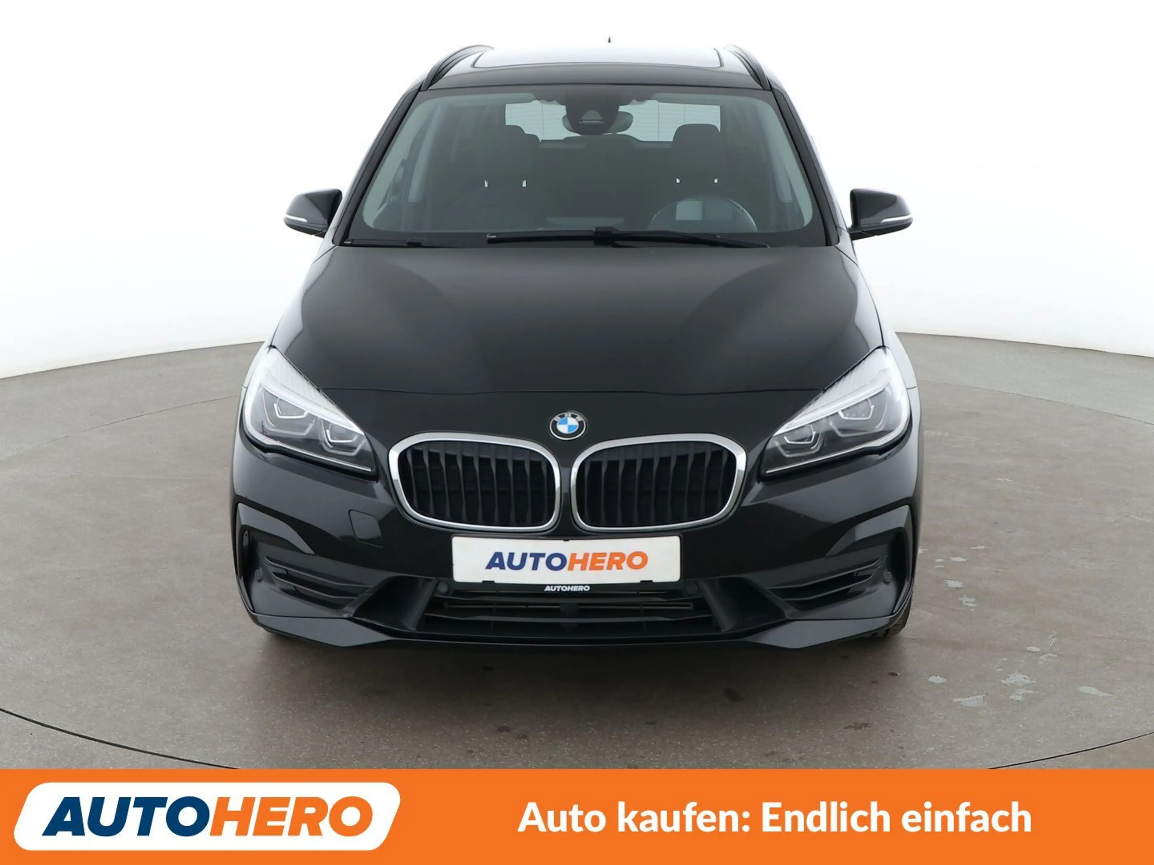 BMW 220 220i Gran Tourer Advantage Aut.*NAVI*LED*HUD*PANO* — photo 9