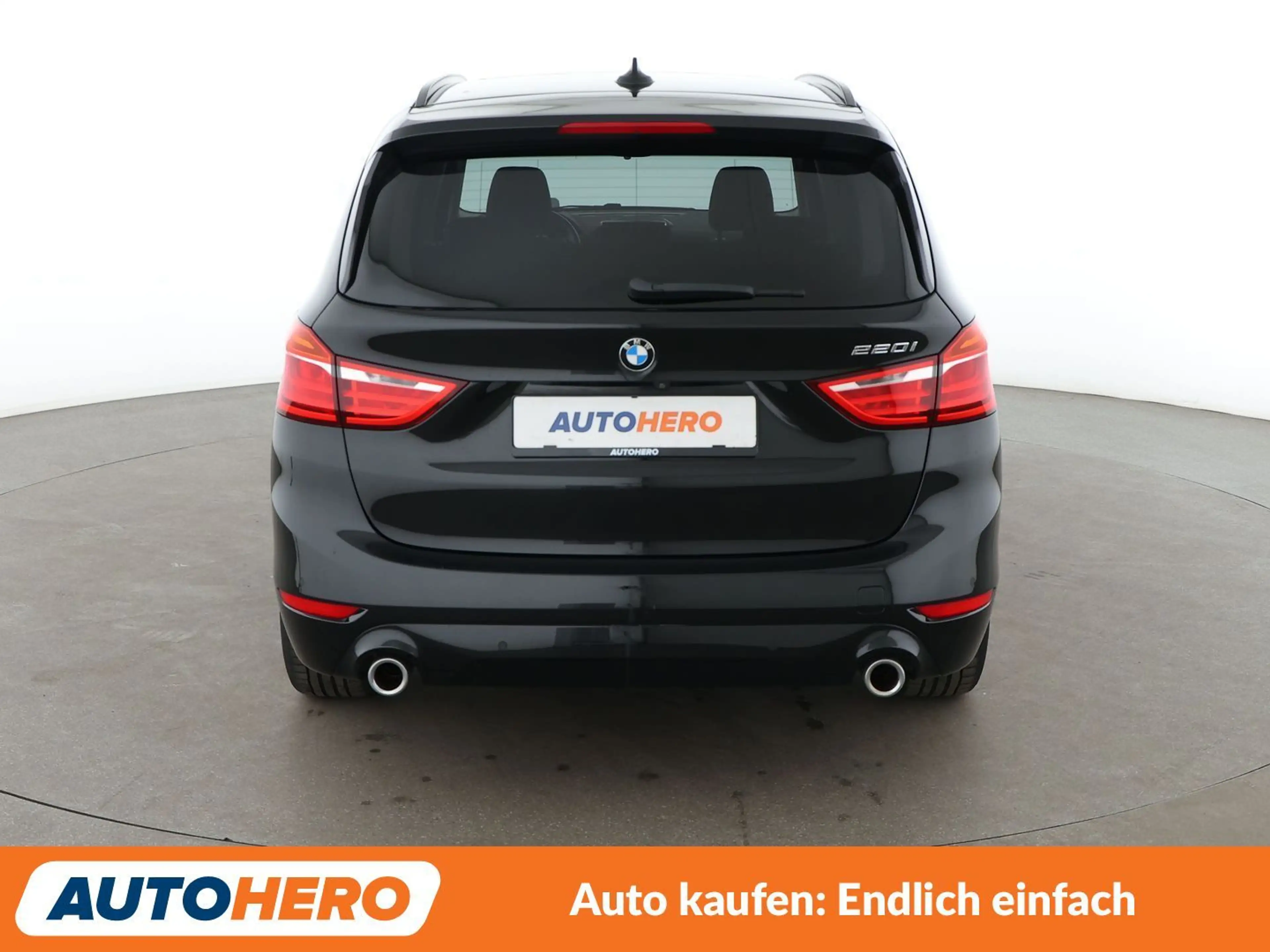 BMW 220 220i Gran Tourer Advantage Aut.*NAVI*LED*HUD*PANO* — photo 5