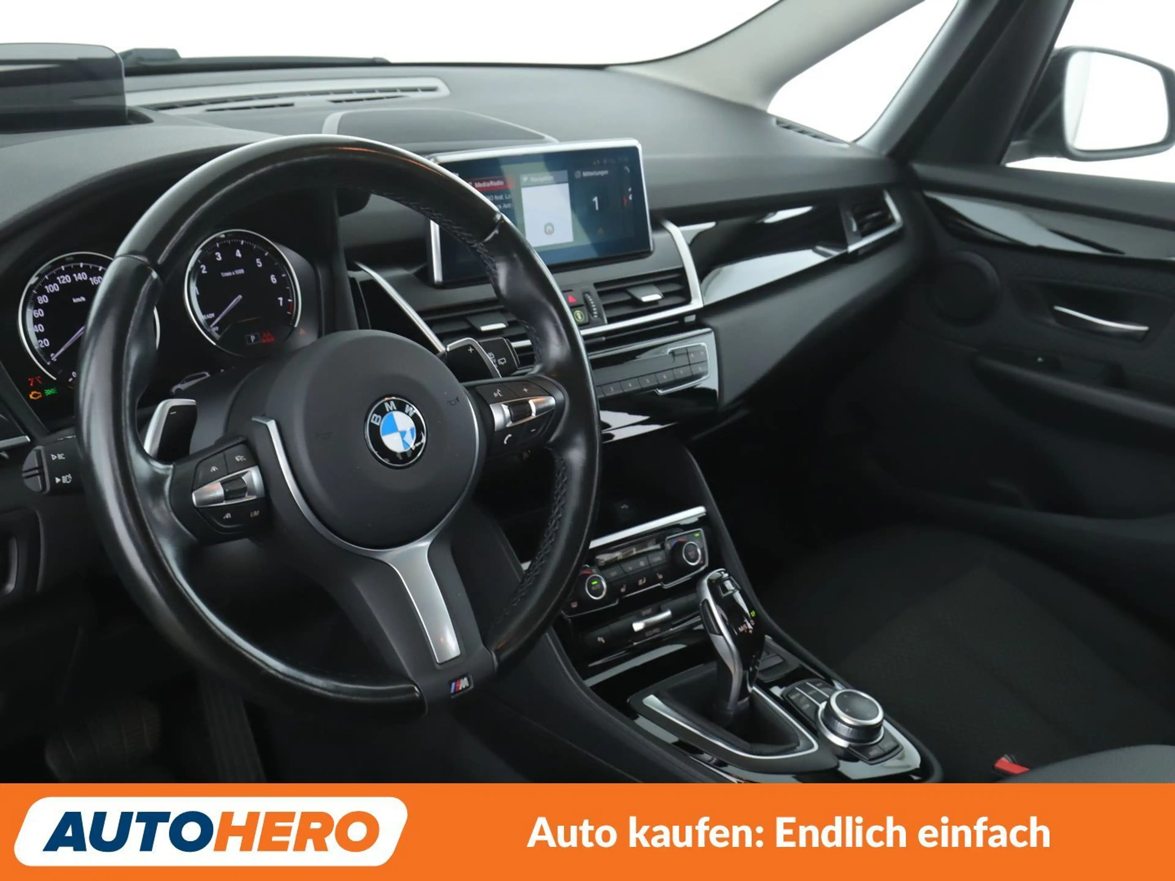 BMW 220 220i Gran Tourer Advantage Aut.*NAVI*LED*HUD*PANO* — photo 11