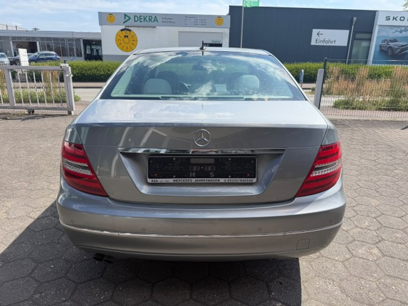 Mercedes-Benz C 200 d Avantgarde für Gewerblich/Export mit Scheckheft — photo 6