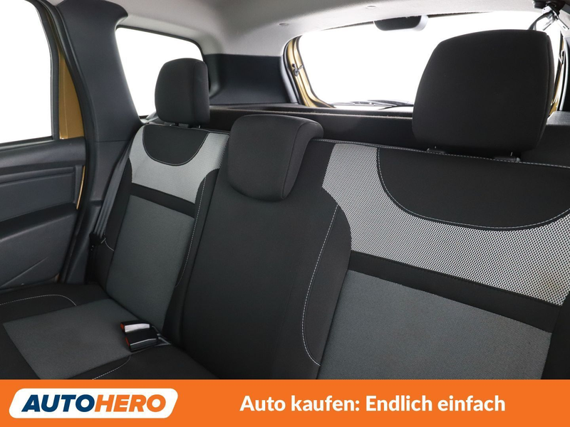 Dacia Duster 1.6 SCe Black Shadow 4x2 — photo 14