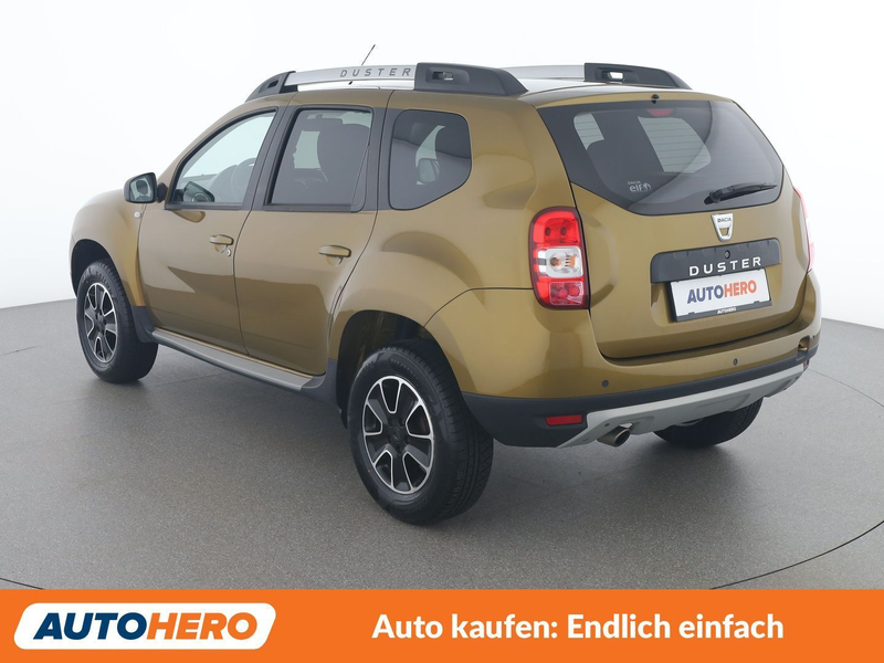 Dacia Duster 1.6 SCe Black Shadow 4x2 — photo 4