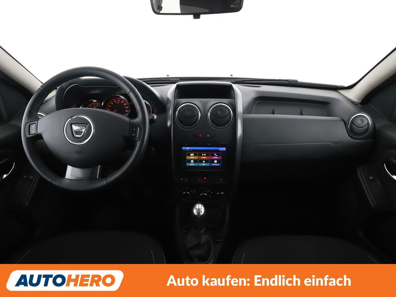 Dacia Duster 1.6 SCe Black Shadow 4x2 — photo 12