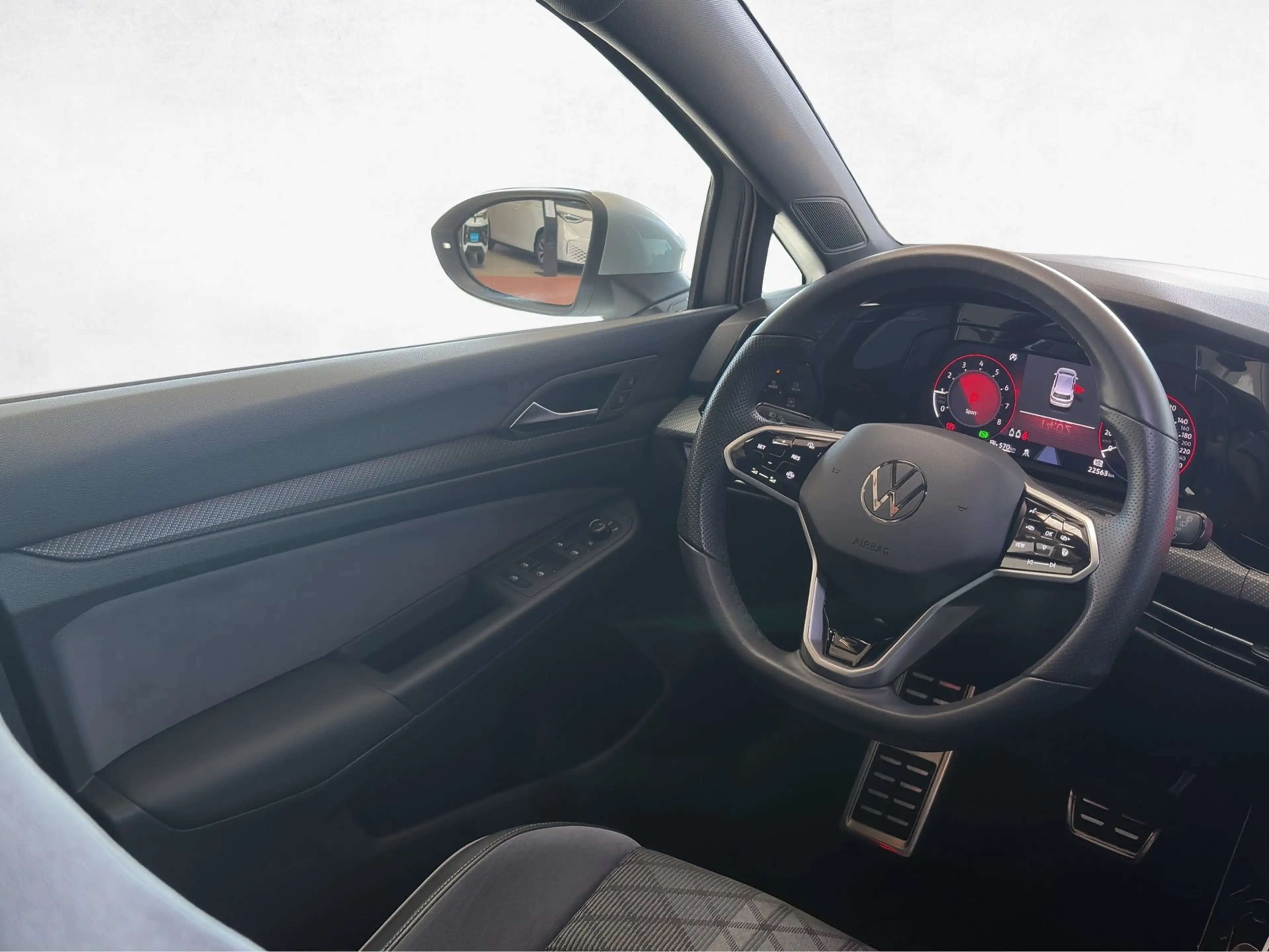 Volkswagen Golf R -Line 1.5 eTSI DSG /CarPlay/LED/Sitzhz — photo 15
