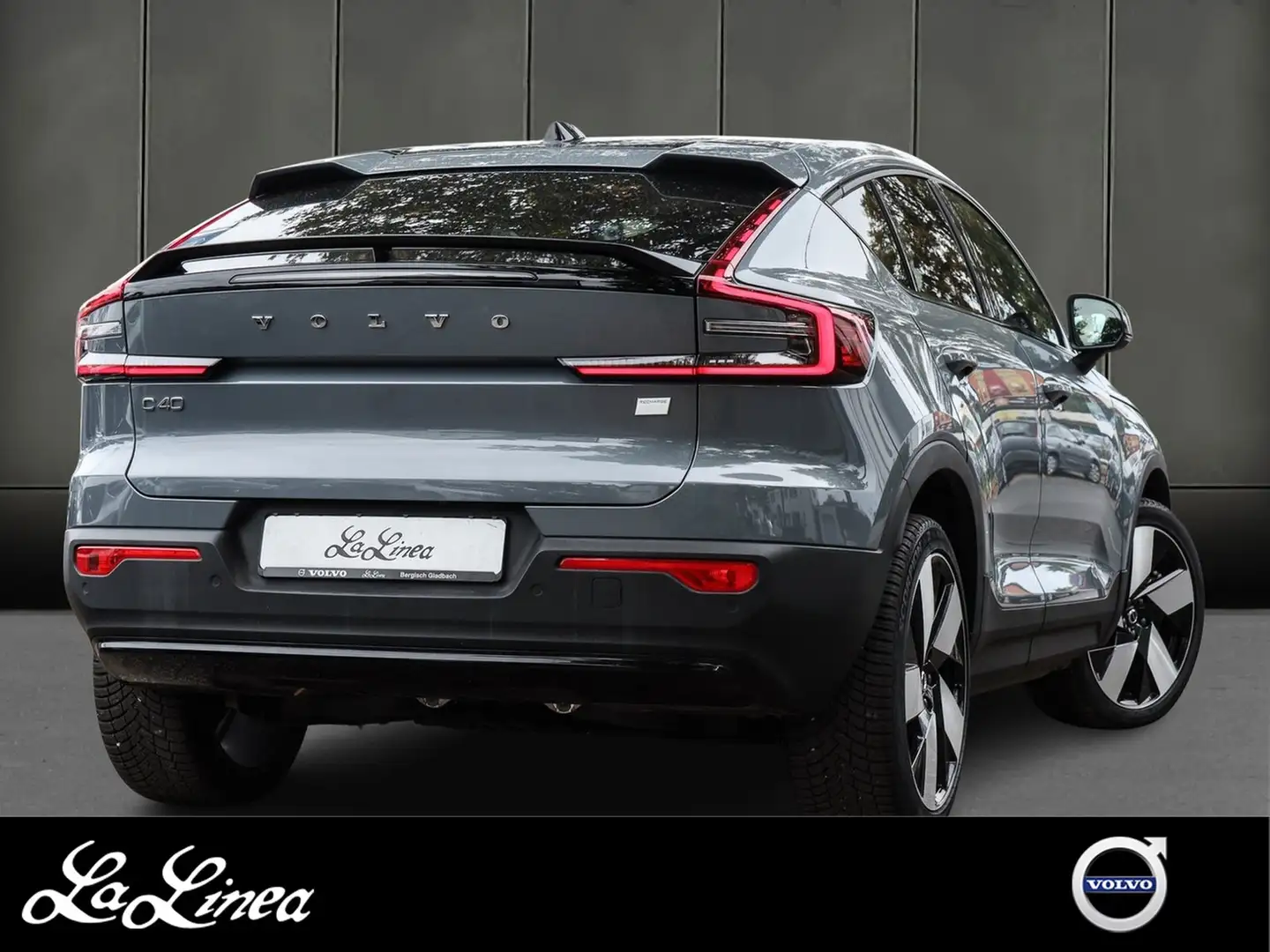 Volvo C40 Plus Recharge Pure Electric 2WD Grijs - 2