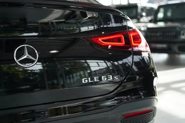 Mercedes-Benz GLE view 13
