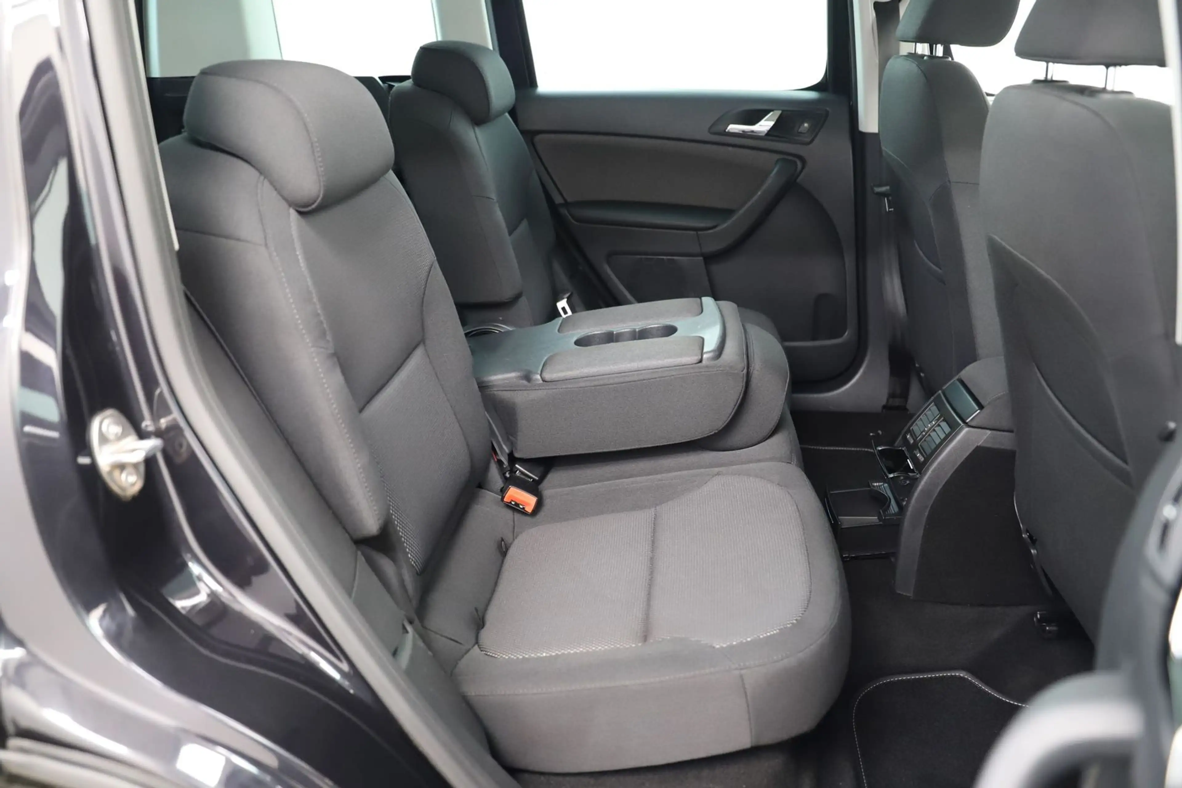 Skoda Yeti 1.2TSI — photo 12