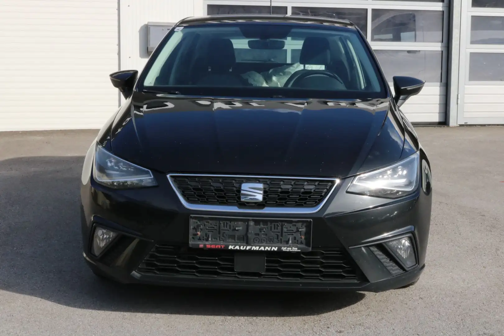 SEAT Ibiza 1,0 Style Schwarz - 2