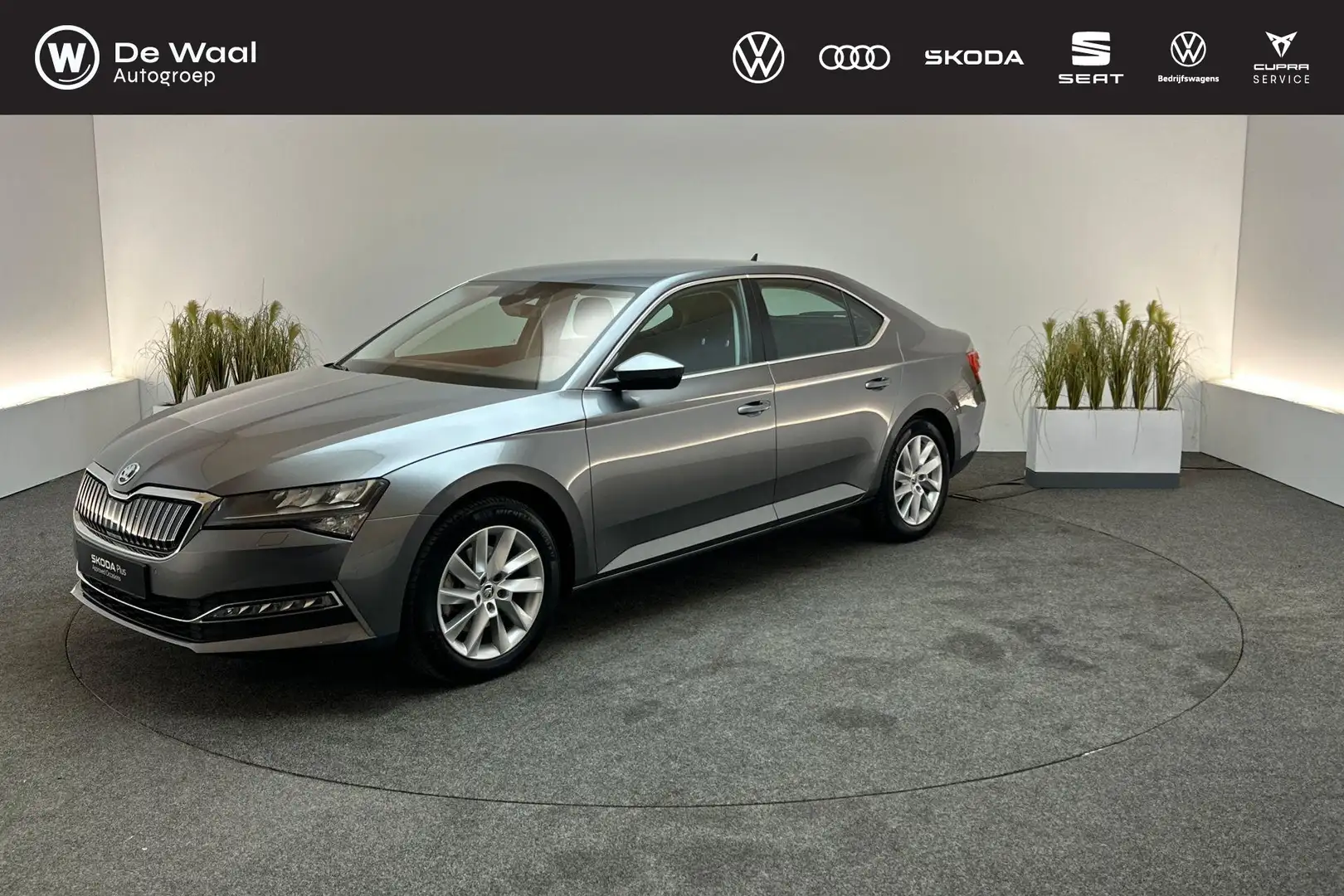 Skoda Superb 1.4 TSI 218pk DSG iV Business Edition Plus | Stoel Grijs - 1