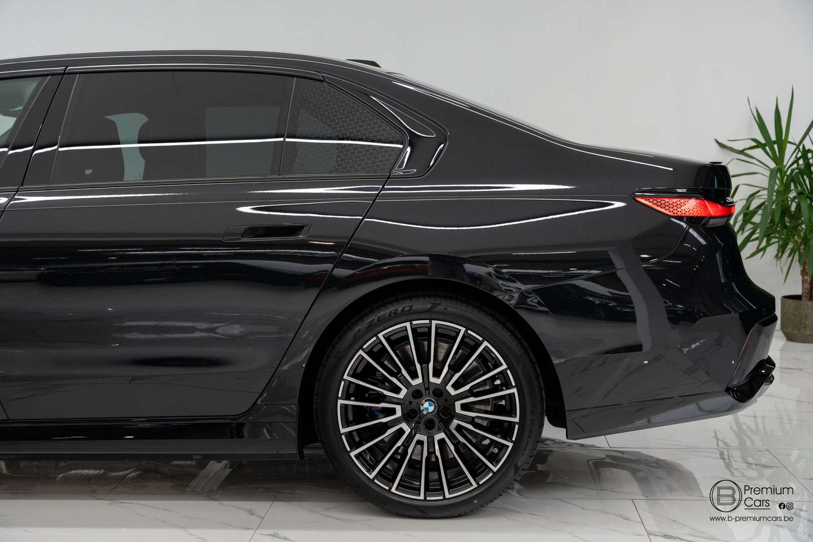 BMW Série 7 760 XDrive Individual - 2025 - Joinsteer - #9