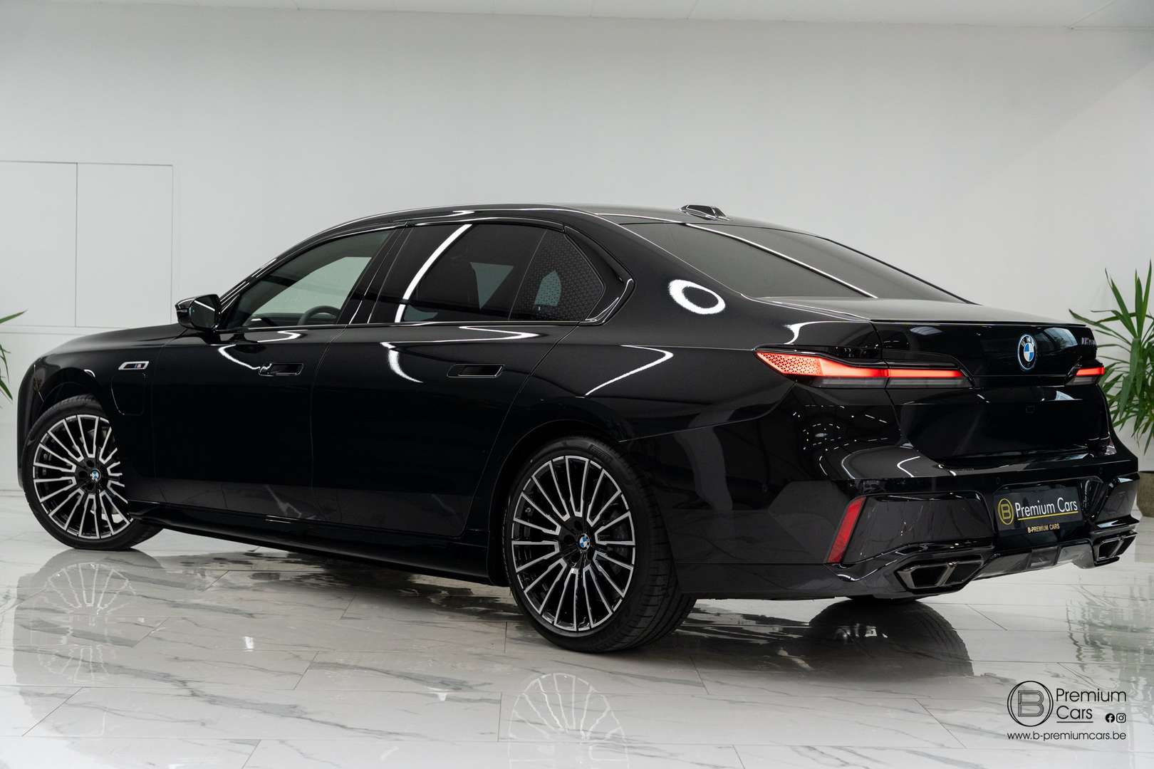 BMW Série 7 760 XDrive Individual - 2025 - Joinsteer - #14