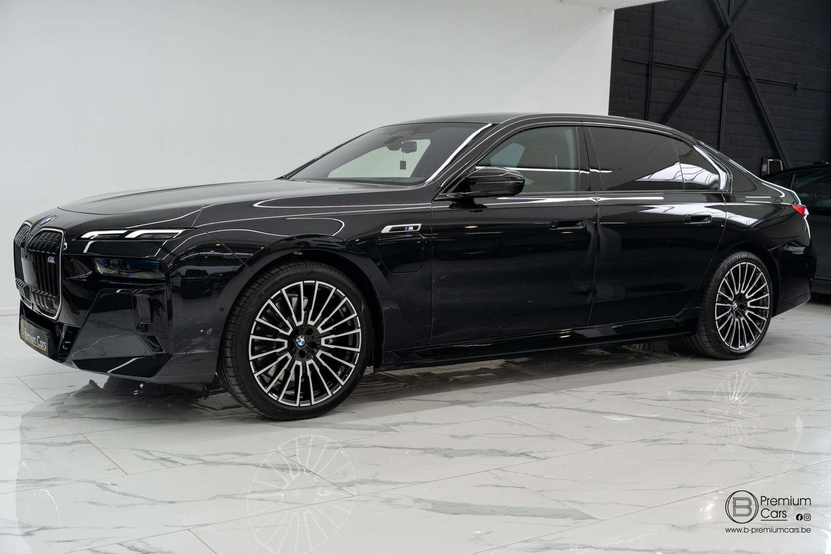 BMW Série 7 760 XDrive Individual - 2025 - Joinsteer - #11