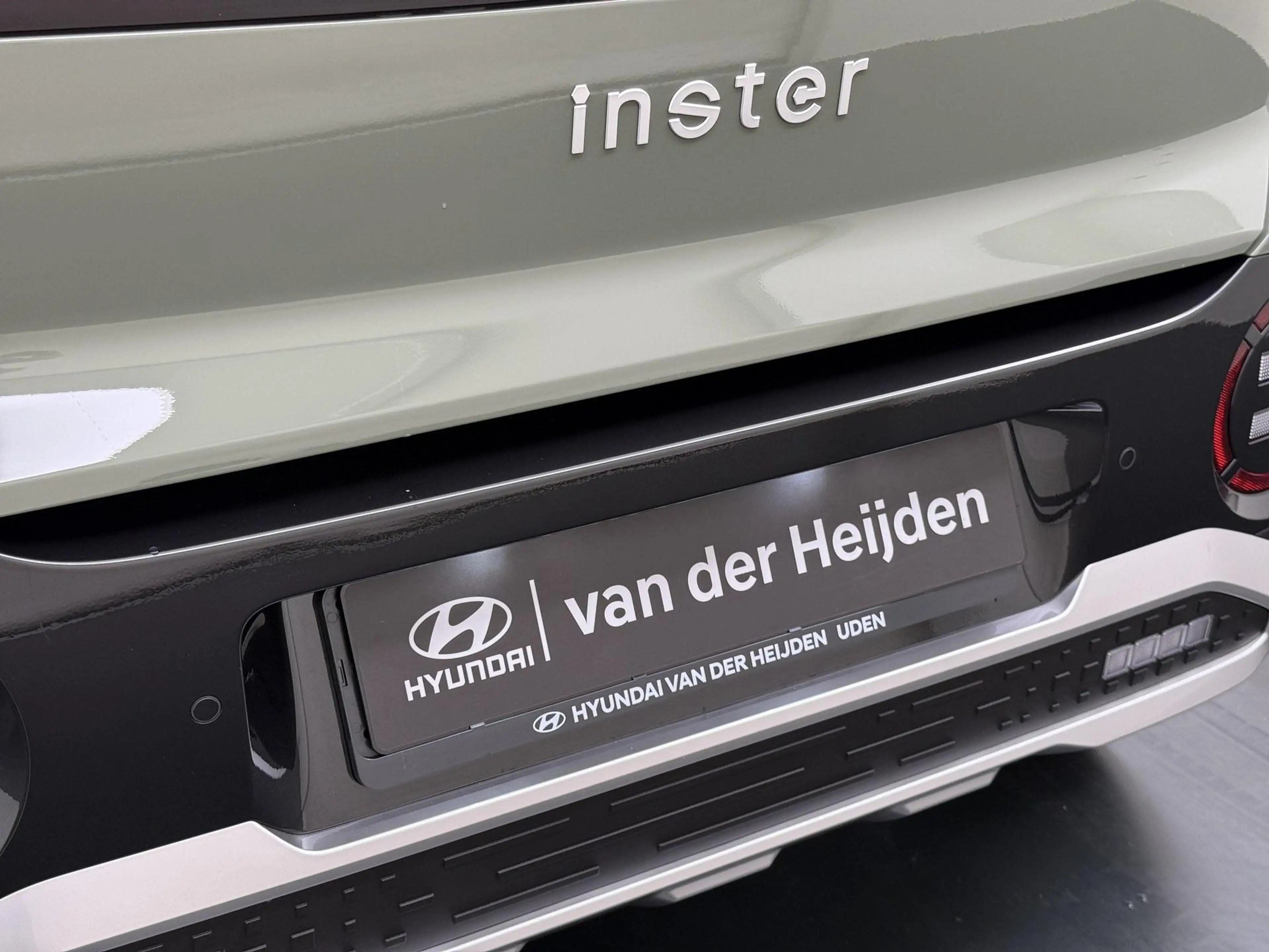 Hyundai Inster Pulse Advanced 42 kWh Sidesteps | Draadloos Apple — photo 12