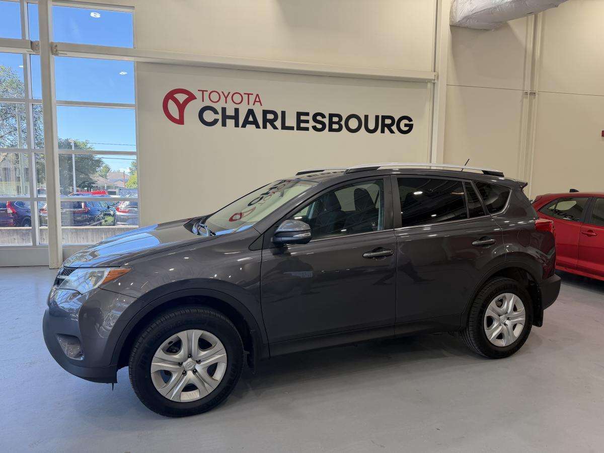 2015 Toyota RAV4 LE FWD*CRUISE CONTROL*SIEGES CHAUFFANTS *CAMERA DE