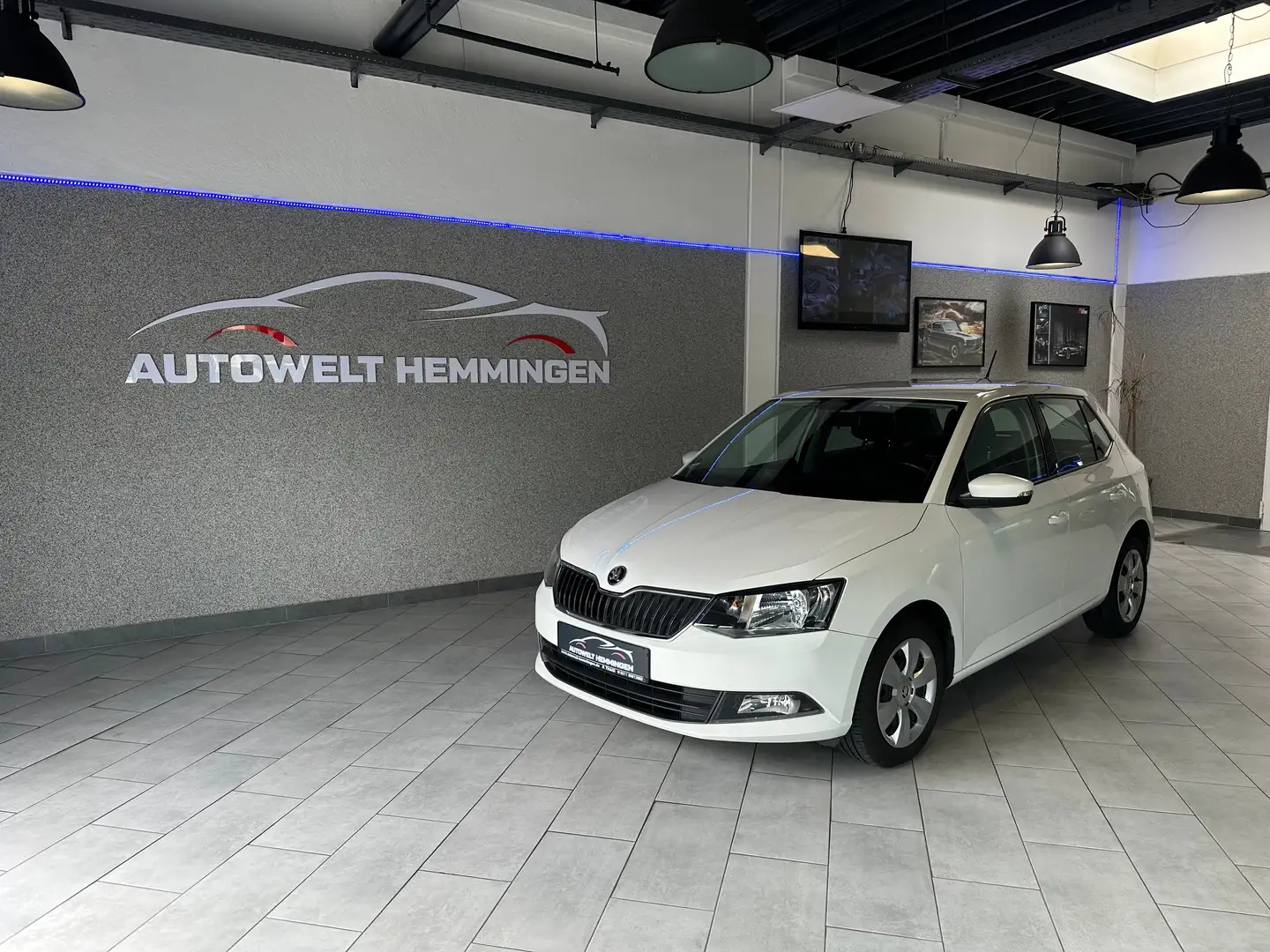 Skoda Fabia 1.2 Ambition*12M.Garantie*Finanzierung* Weiß - 1