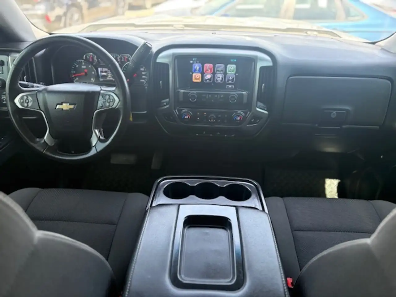 Chevrolet Silverado 1500 снимка Chevrolet Silverado 1500