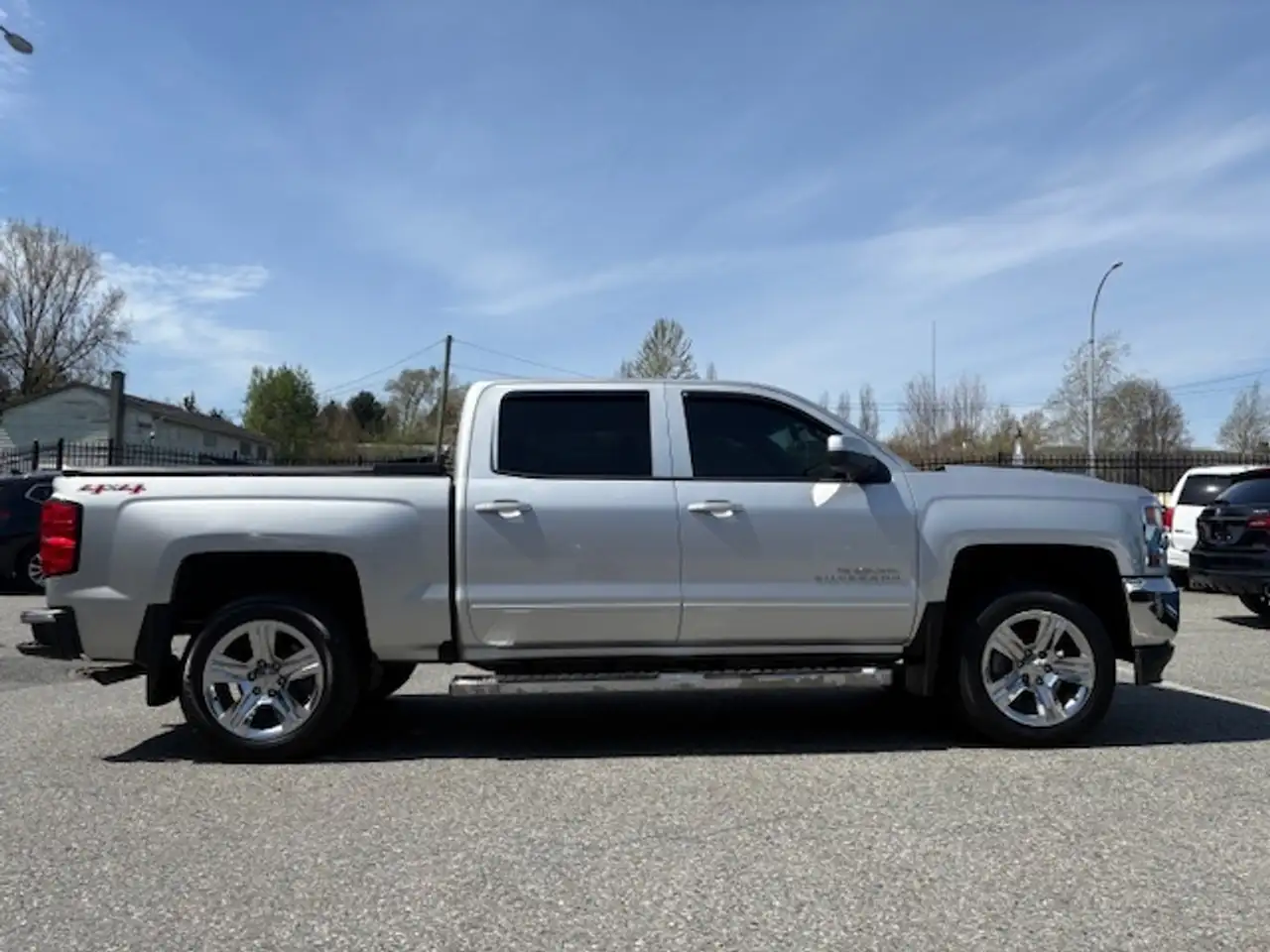 Chevrolet Silverado 1500 снимка Chevrolet Silverado 1500