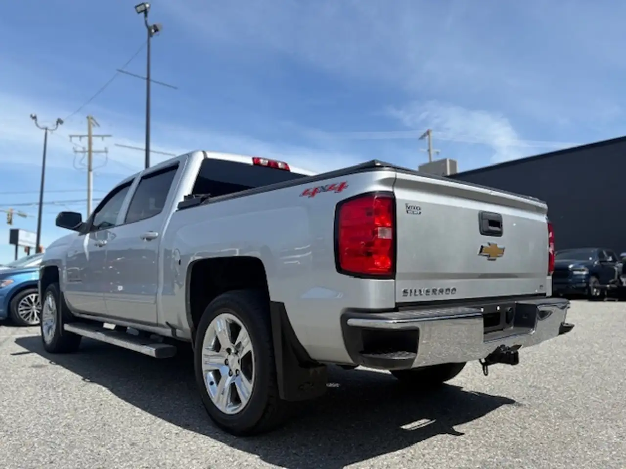 Chevrolet Silverado 1500 снимка Chevrolet Silverado 1500