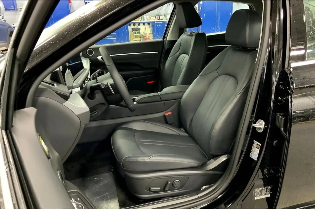 Hyundai SONATA снимка Hyundai SONATA