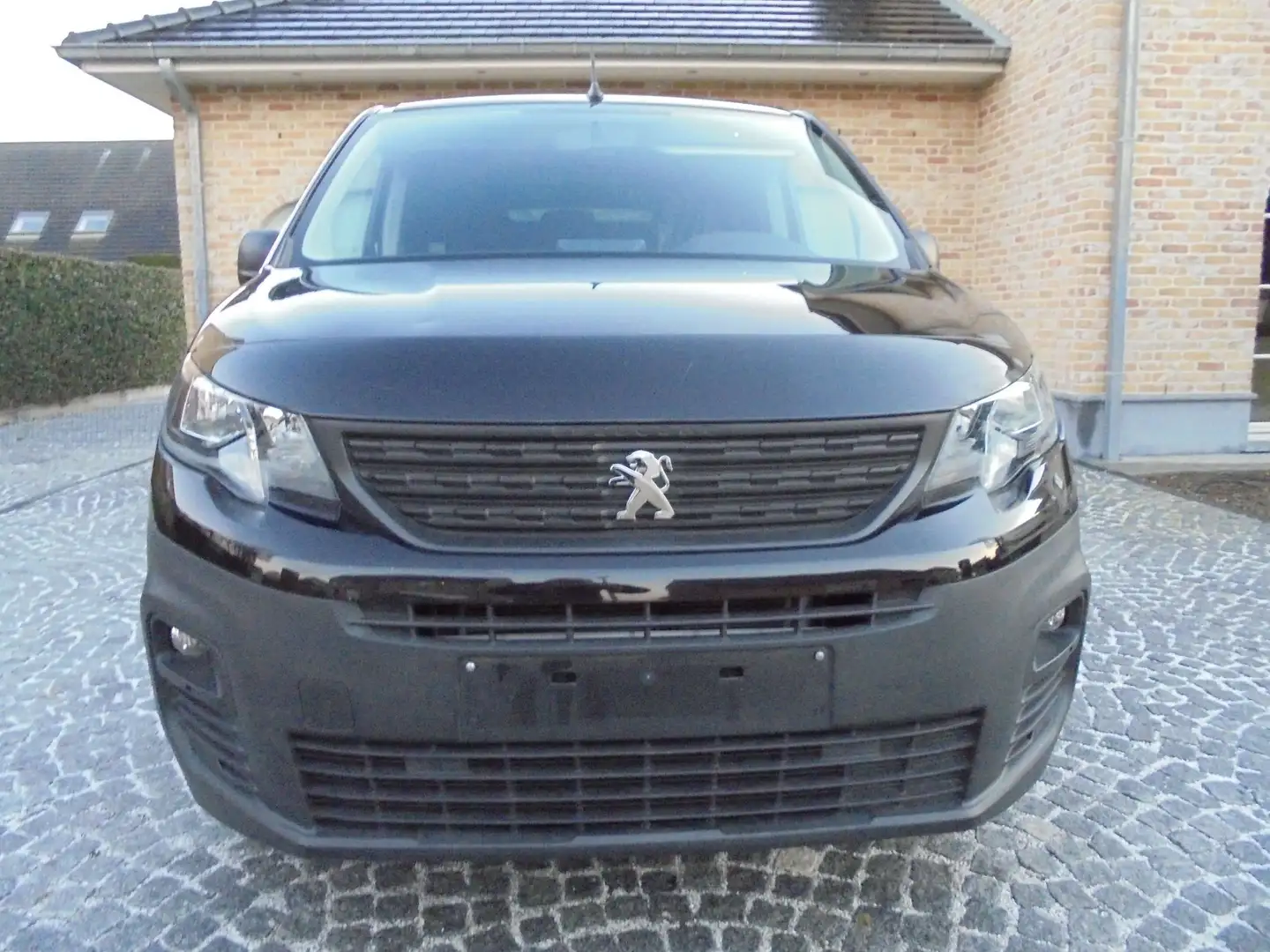 Peugeot Partner BLUE HDI 100pk/NAVI/CR CONTR/21500KM/ 14050+BTW!!! Czarny - 2