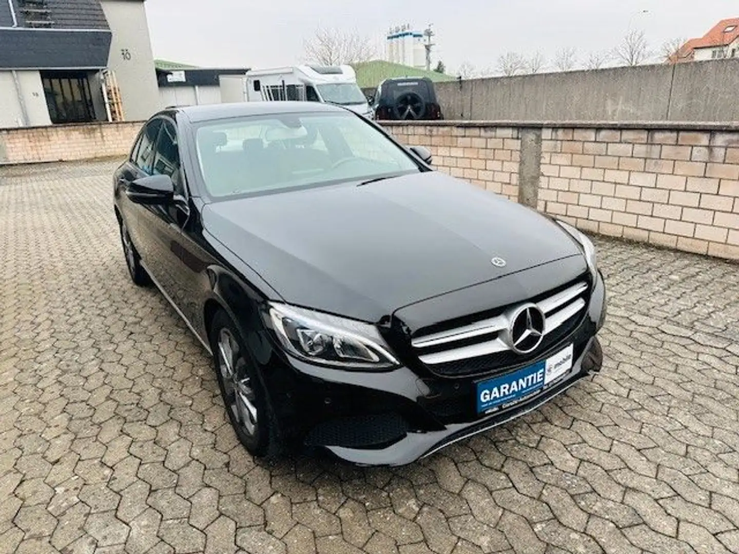 Mercedes-Benz C 180 CGI Lim 9G-Tronic Avantgarde*Ambiente-Be. Negro - 2