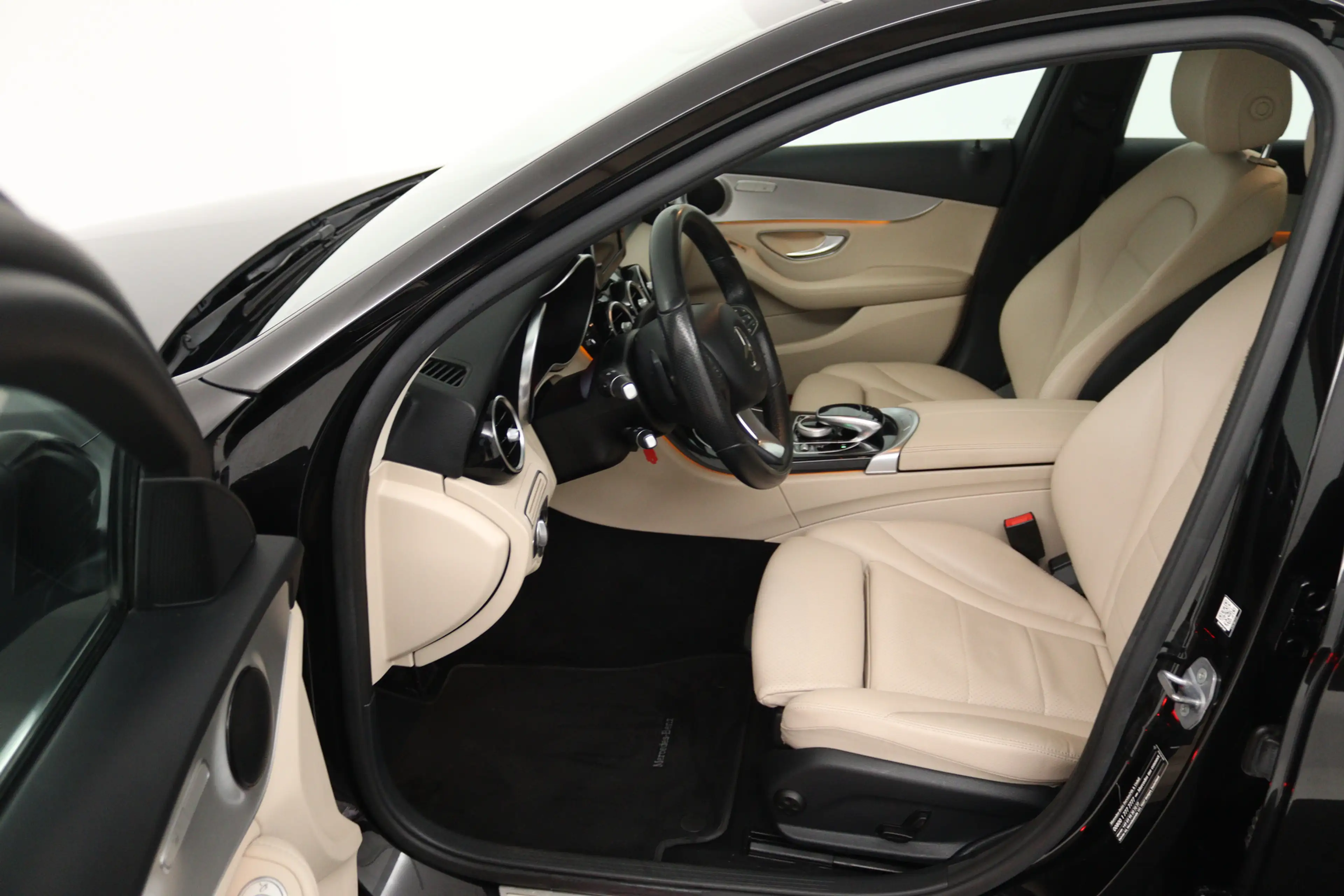 Mercedes-Benz C 180 Estate Business Solution AMG (TREKHAAK, SFEERVERLI — photo 23