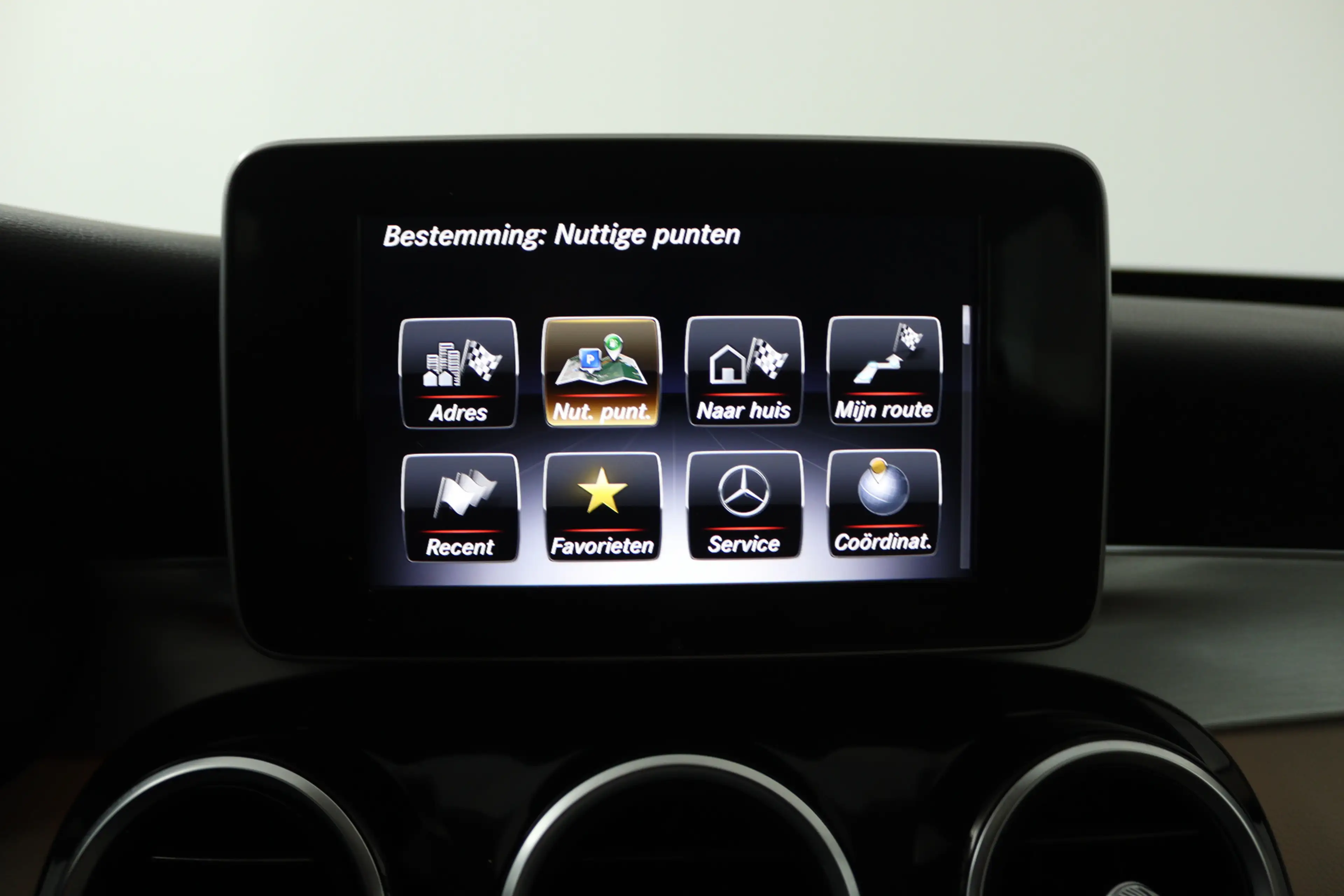 Mercedes-Benz C 180 Estate Business Solution AMG (TREKHAAK, SFEERVERLI — photo 21