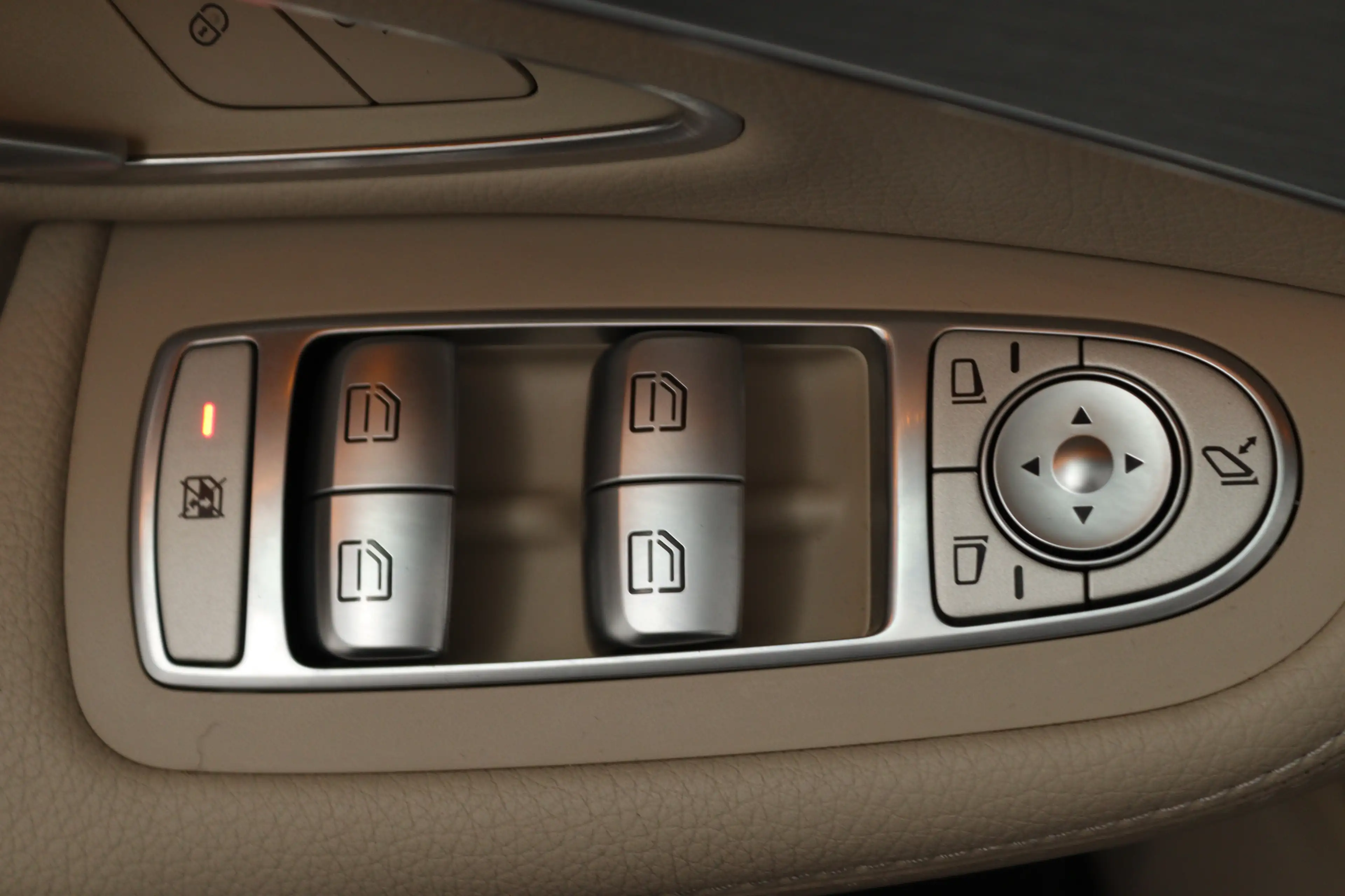 Mercedes-Benz C 180 Estate Business Solution AMG (TREKHAAK, SFEERVERLI — photo 8