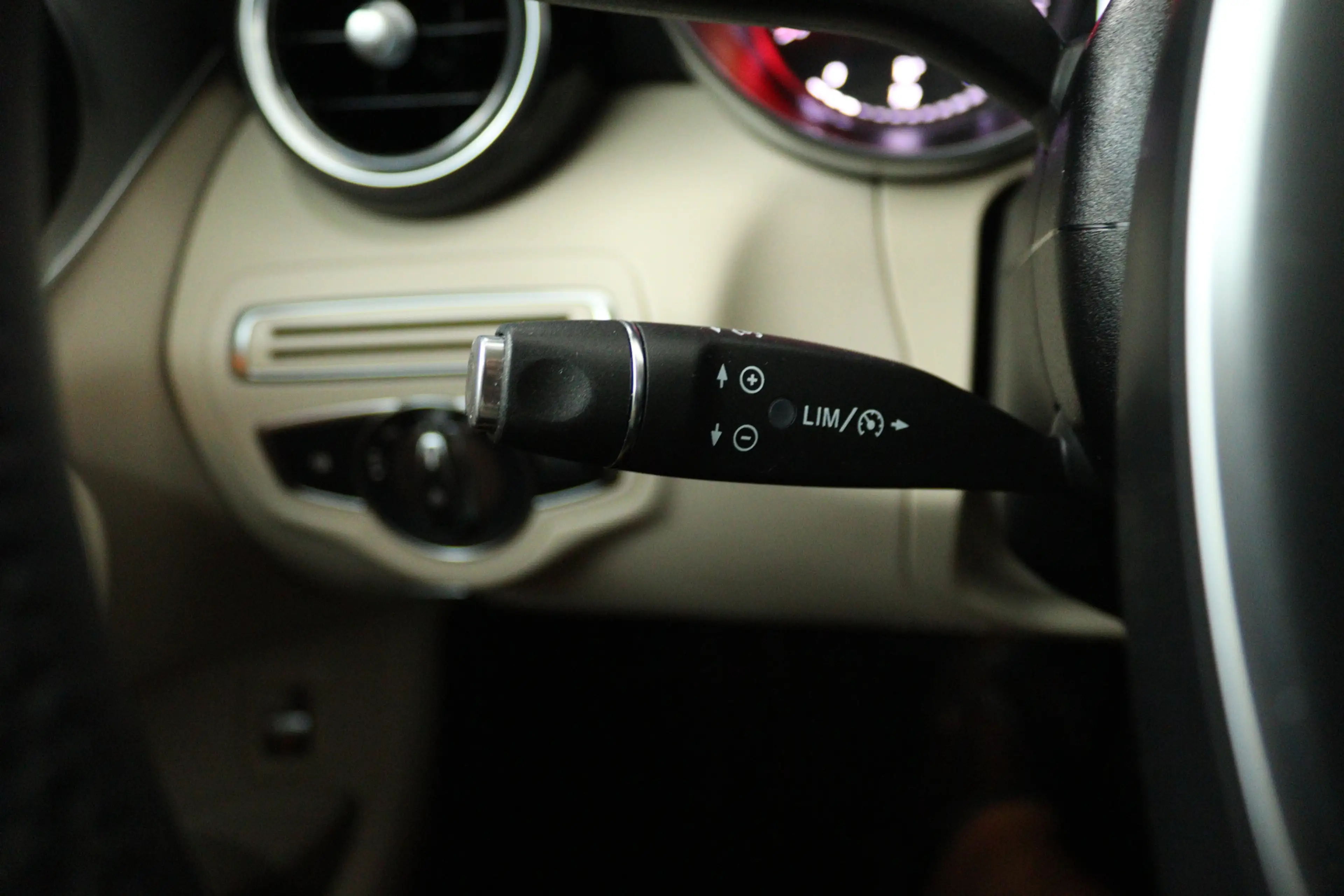 Mercedes-Benz C 180 Estate Business Solution AMG (TREKHAAK, SFEERVERLI — photo 14