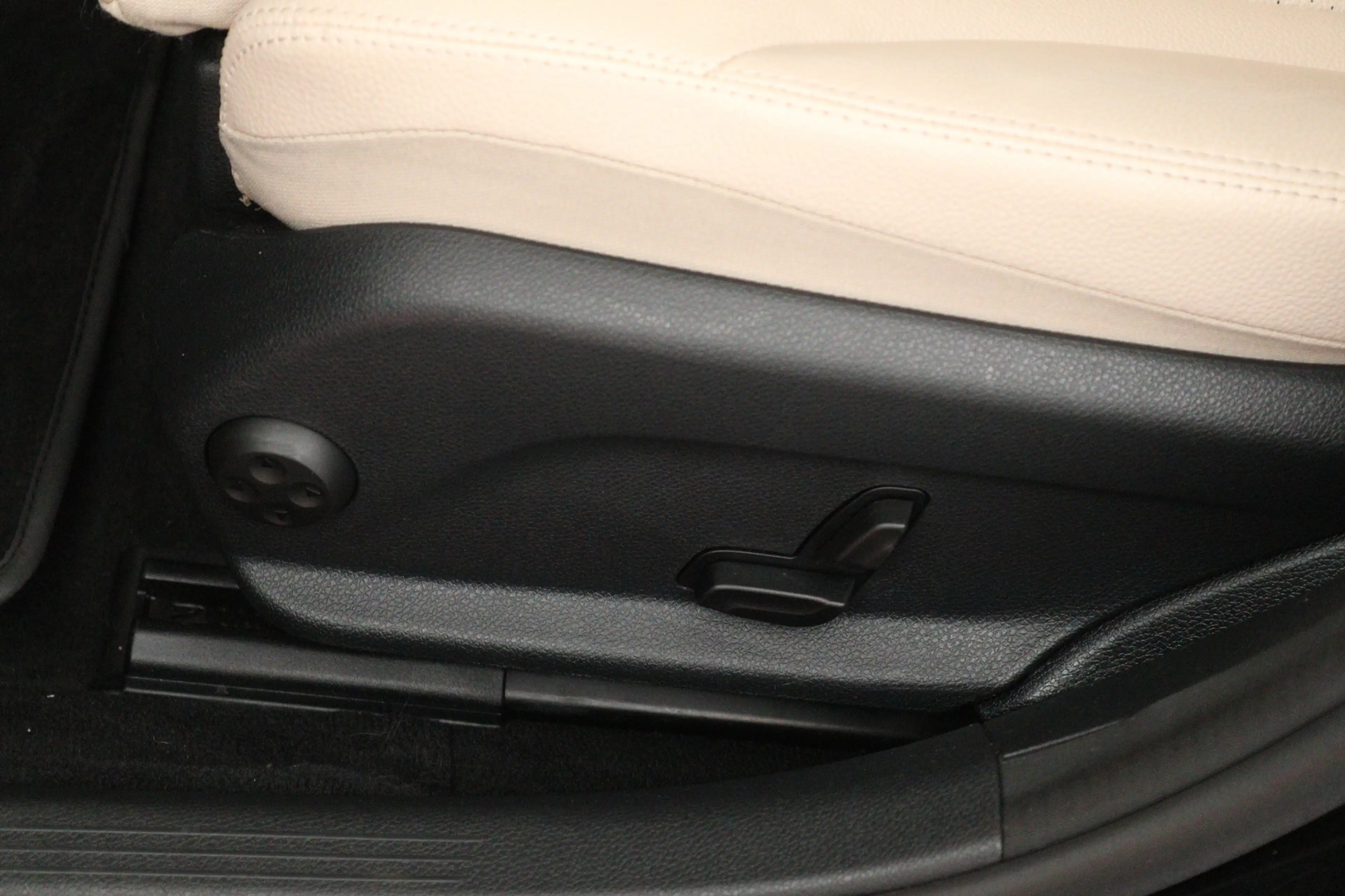 Mercedes-Benz C 180 Estate Business Solution AMG (TREKHAAK, SFEERVERLI — photo 7