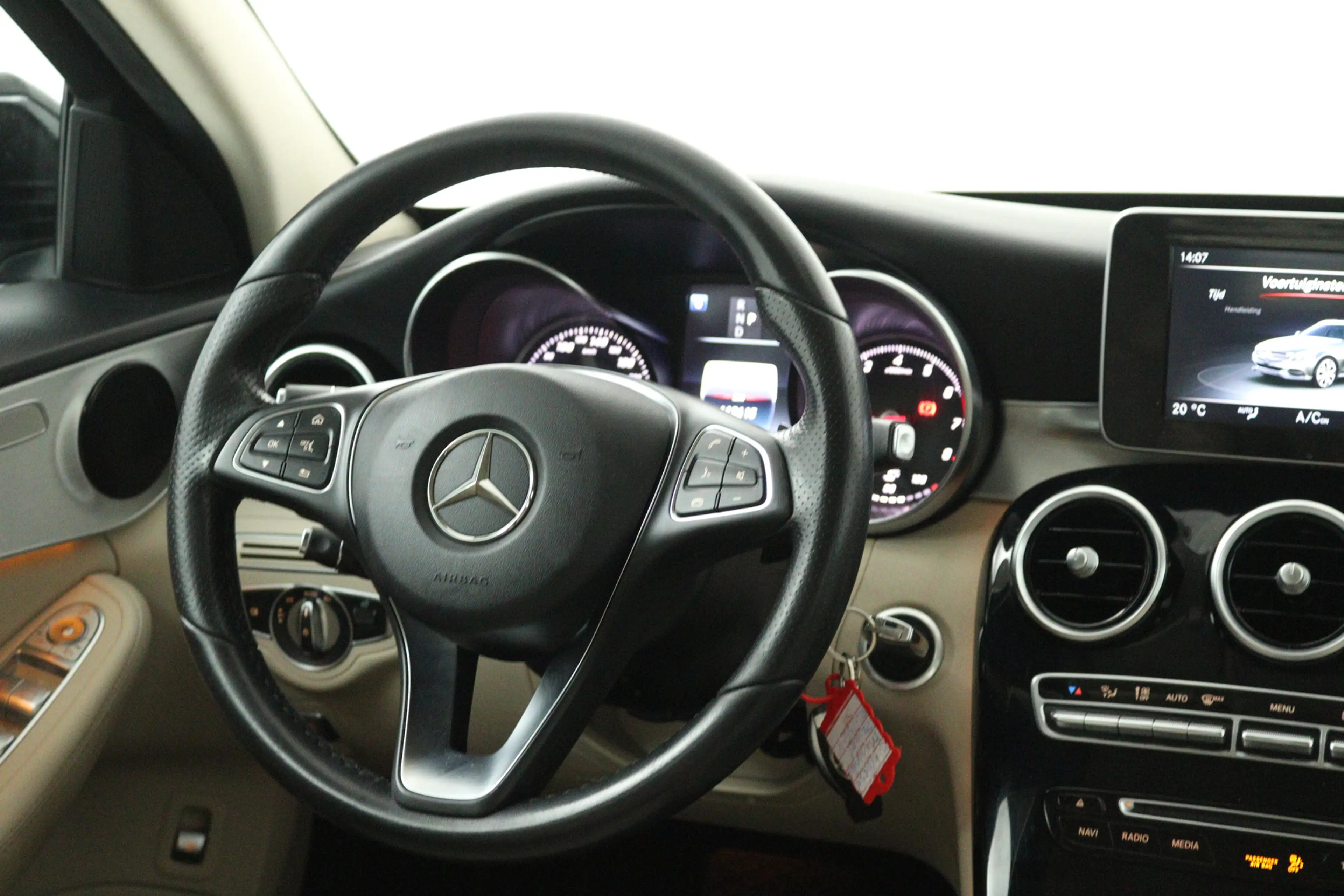 Mercedes-Benz C 180 Estate Business Solution AMG (TREKHAAK, SFEERVERLI — photo 4