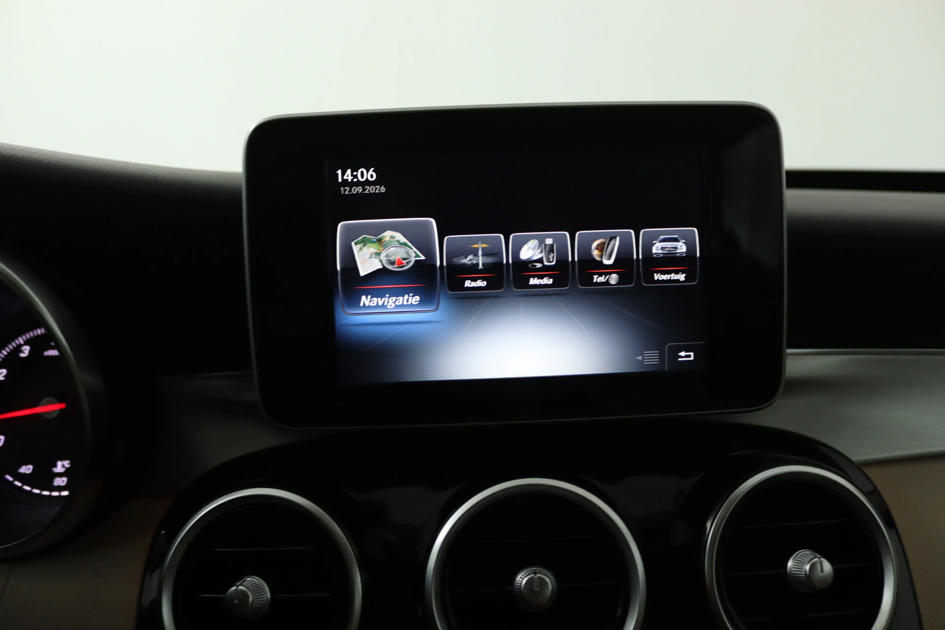 Mercedes-Benz C 180 Estate Business Solution AMG (TREKHAAK, SFEERVERLI — photo 11