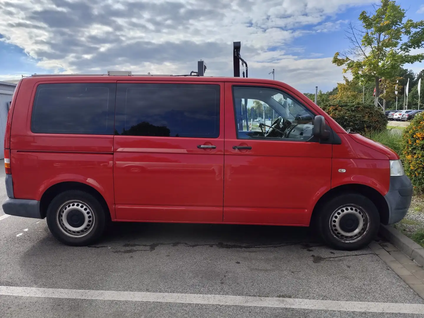 Volkswagen T5 Kombi Kombi Rot - 1