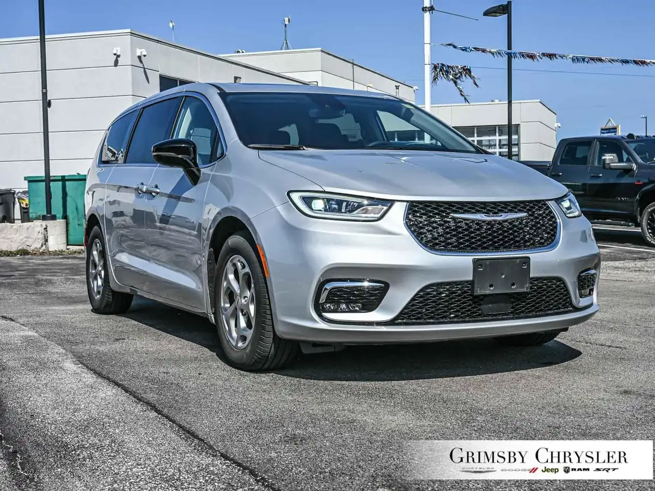 Chrysler Pacifica снимка Chrysler Pacifica