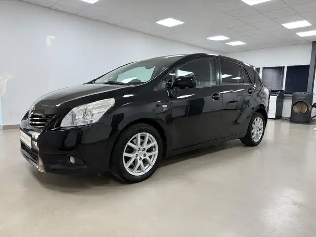 Toyota Verso Executive*TEMP*KLIMAAUTO*7 SITZER*