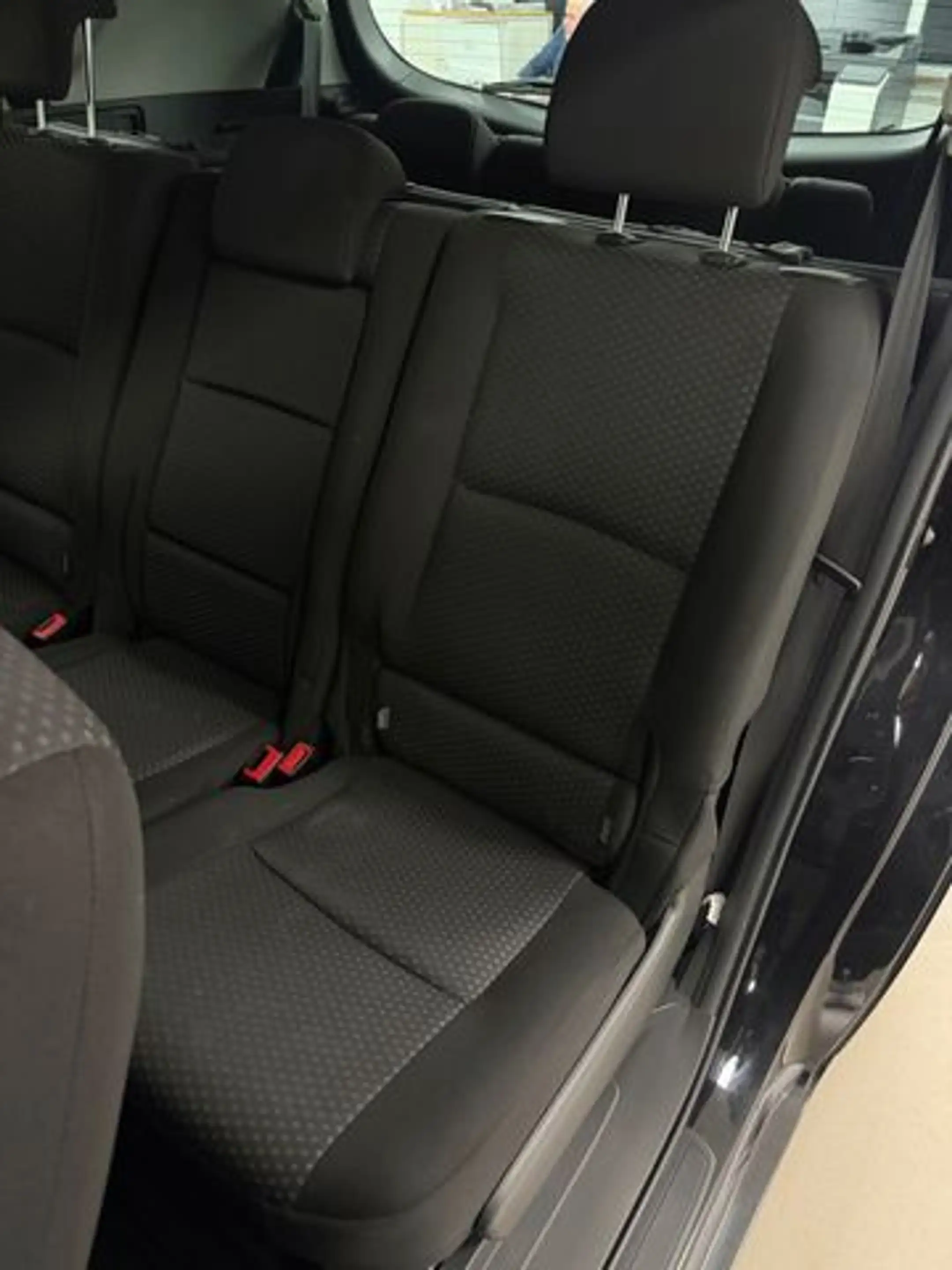 Toyota Verso Executive*TEMP*KLIMAAUTO*7 SITZER* — photo 10