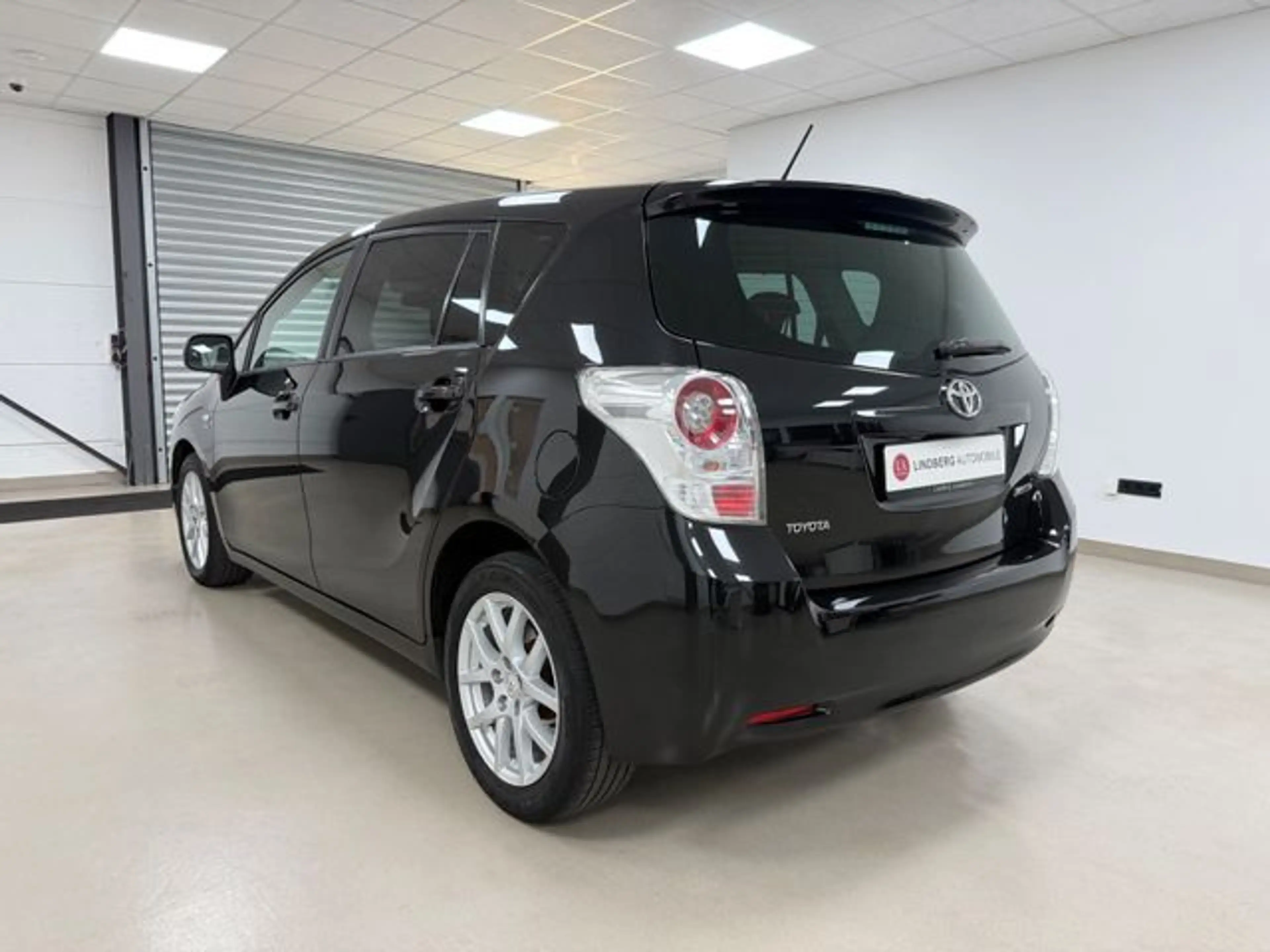 Toyota Verso Executive*TEMP*KLIMAAUTO*7 SITZER* — photo 7