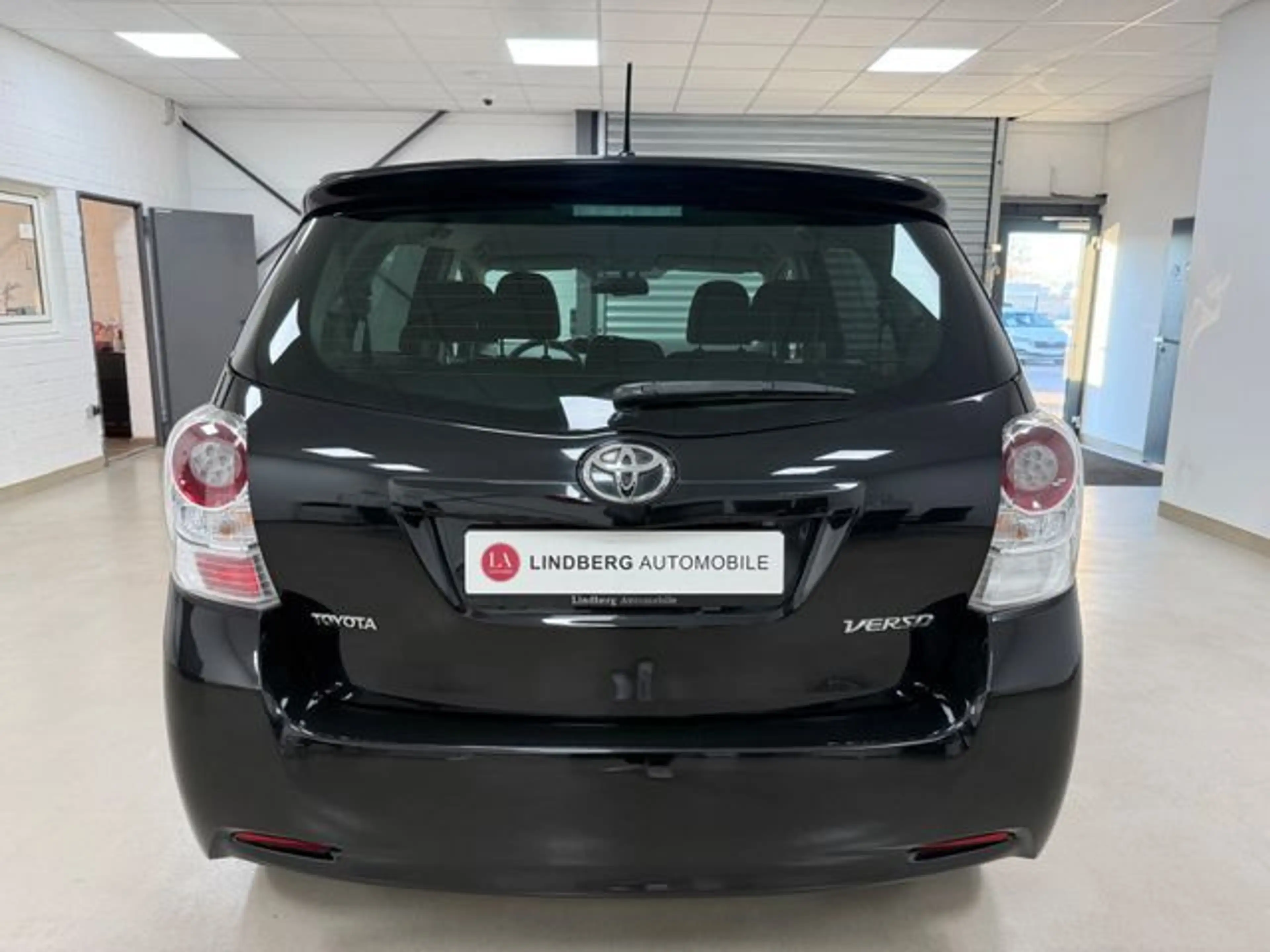 Toyota Verso Executive*TEMP*KLIMAAUTO*7 SITZER* — photo 6