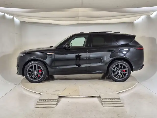 Land Rover Range Rover Sport view 6