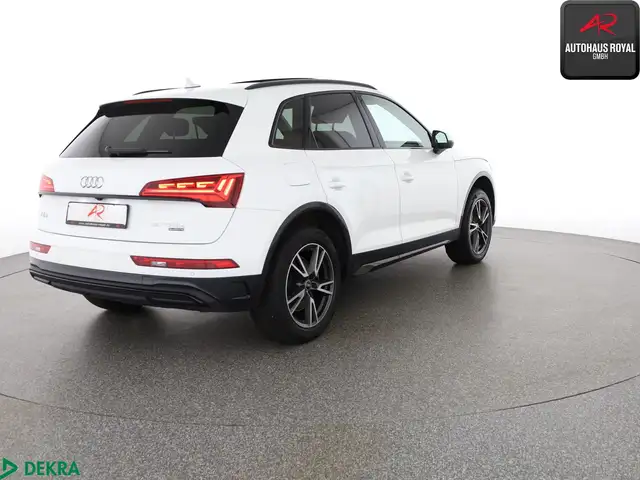 Audi Q5 view 5