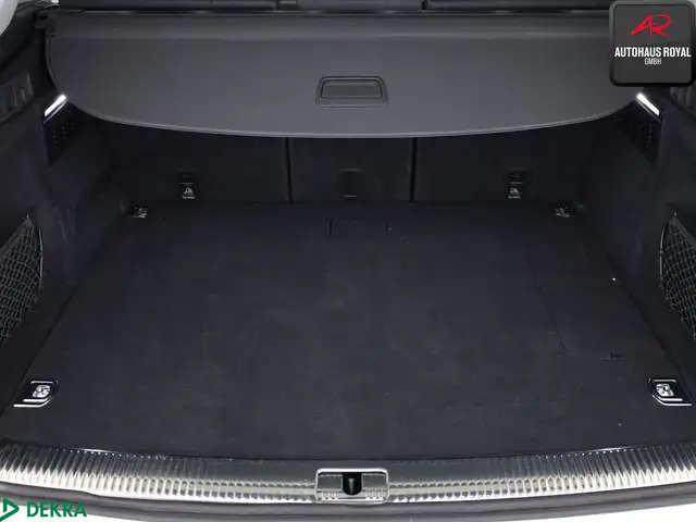 Audi Q5 view 13