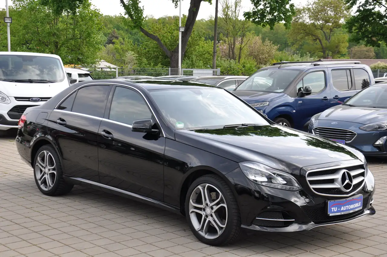 Mercedes-Benz E 220