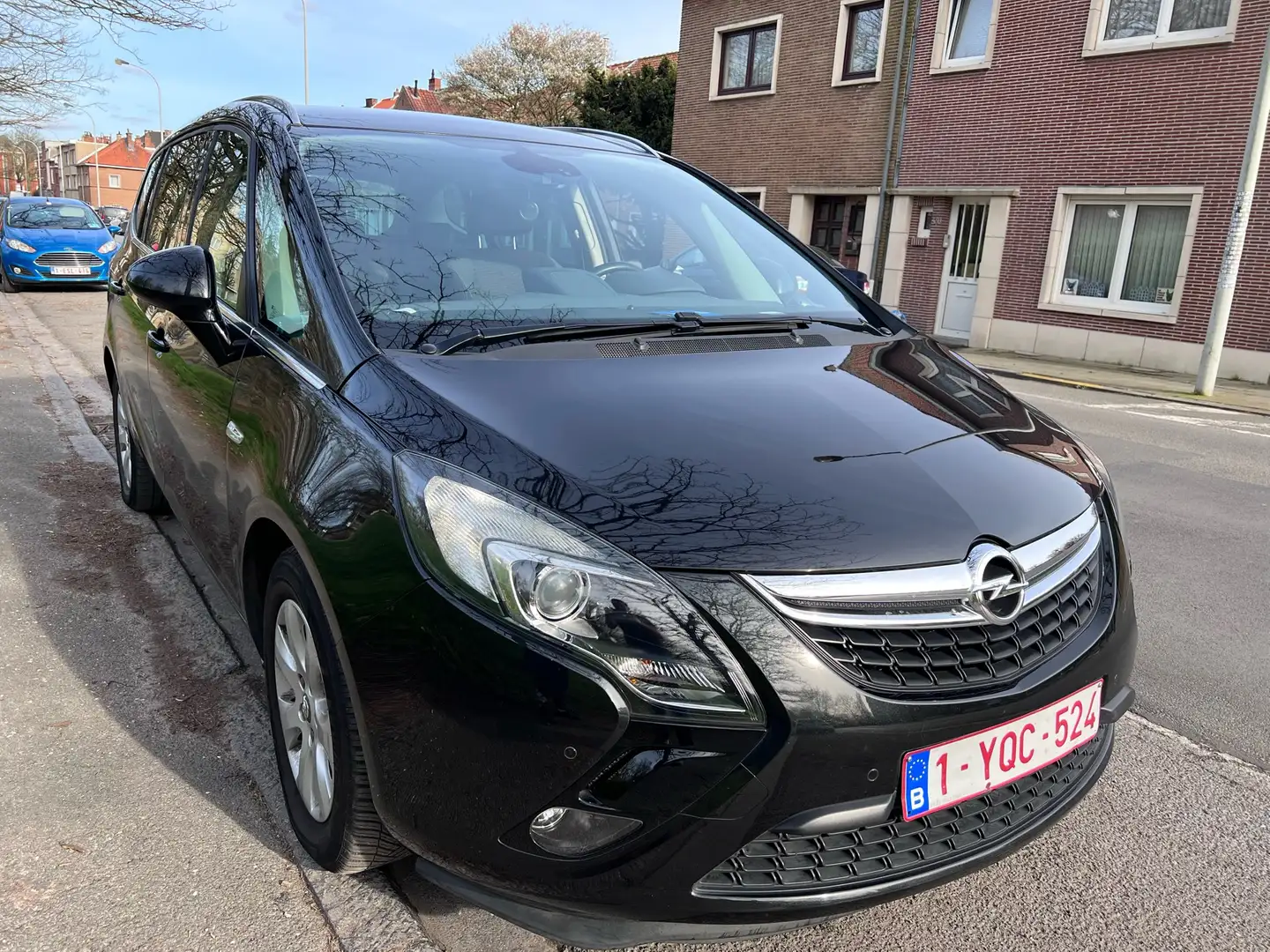 Opel Zafira Tourer 1.6 CDTi ecoFLEX Business (Fleet) Zwart - 1